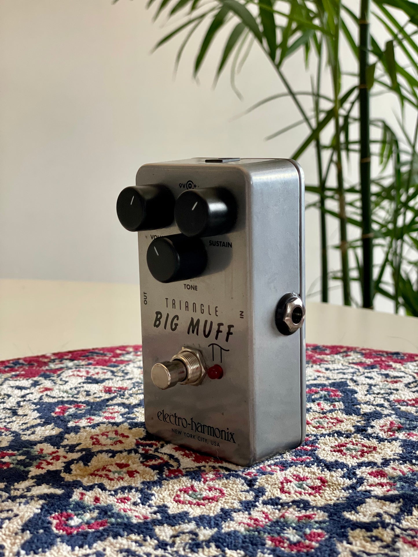 Electro-Harmonix Triangle Big Muff Pi