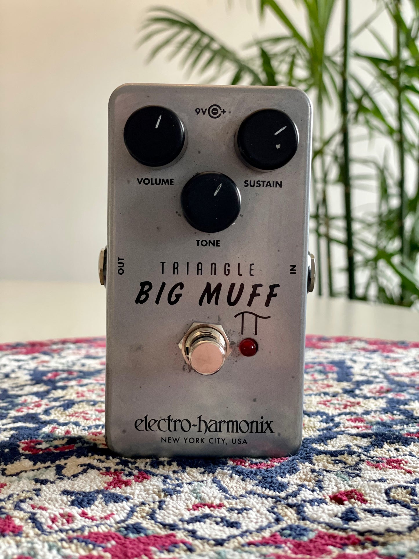 Electro-Harmonix Triangle Big Muff Pi