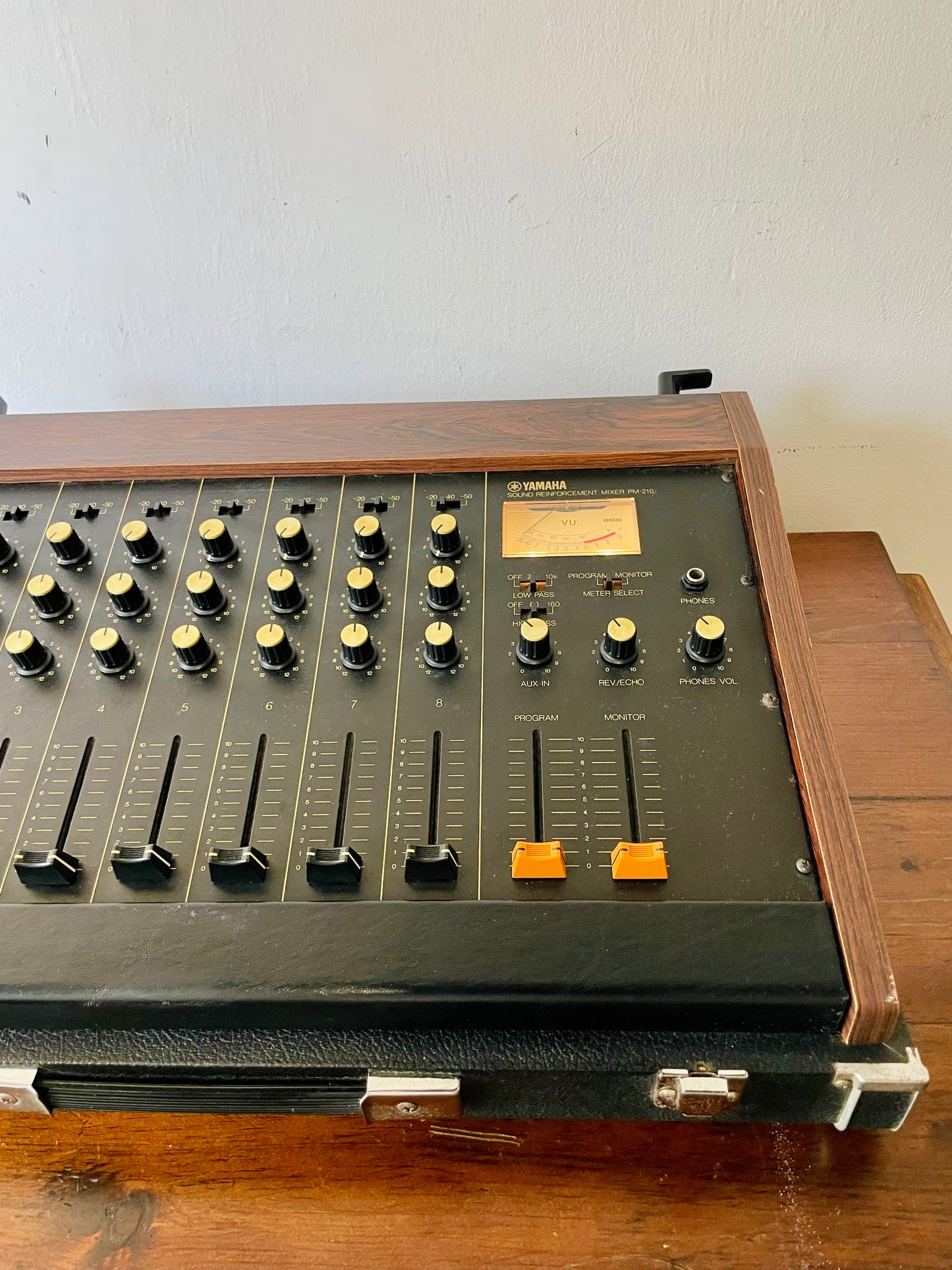 Yamaha PM-210 - Fully serviced + direct out mod. 1970s