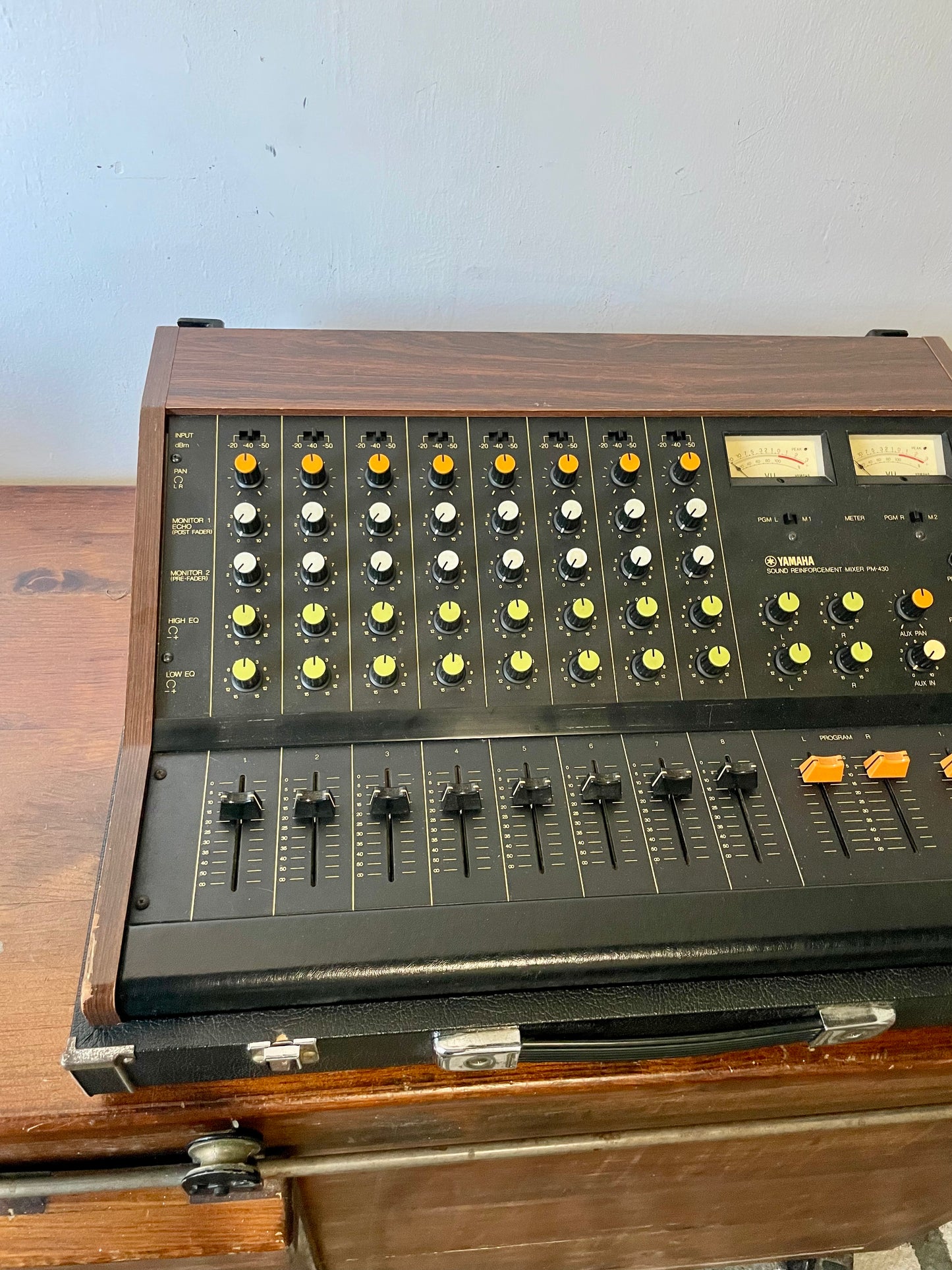 Yamaha PM-430 "Japa-Neve" fully recapped + Direct-Out Headbangers Mod! Tamura transformers 8-Channel Mixing Console 1970s