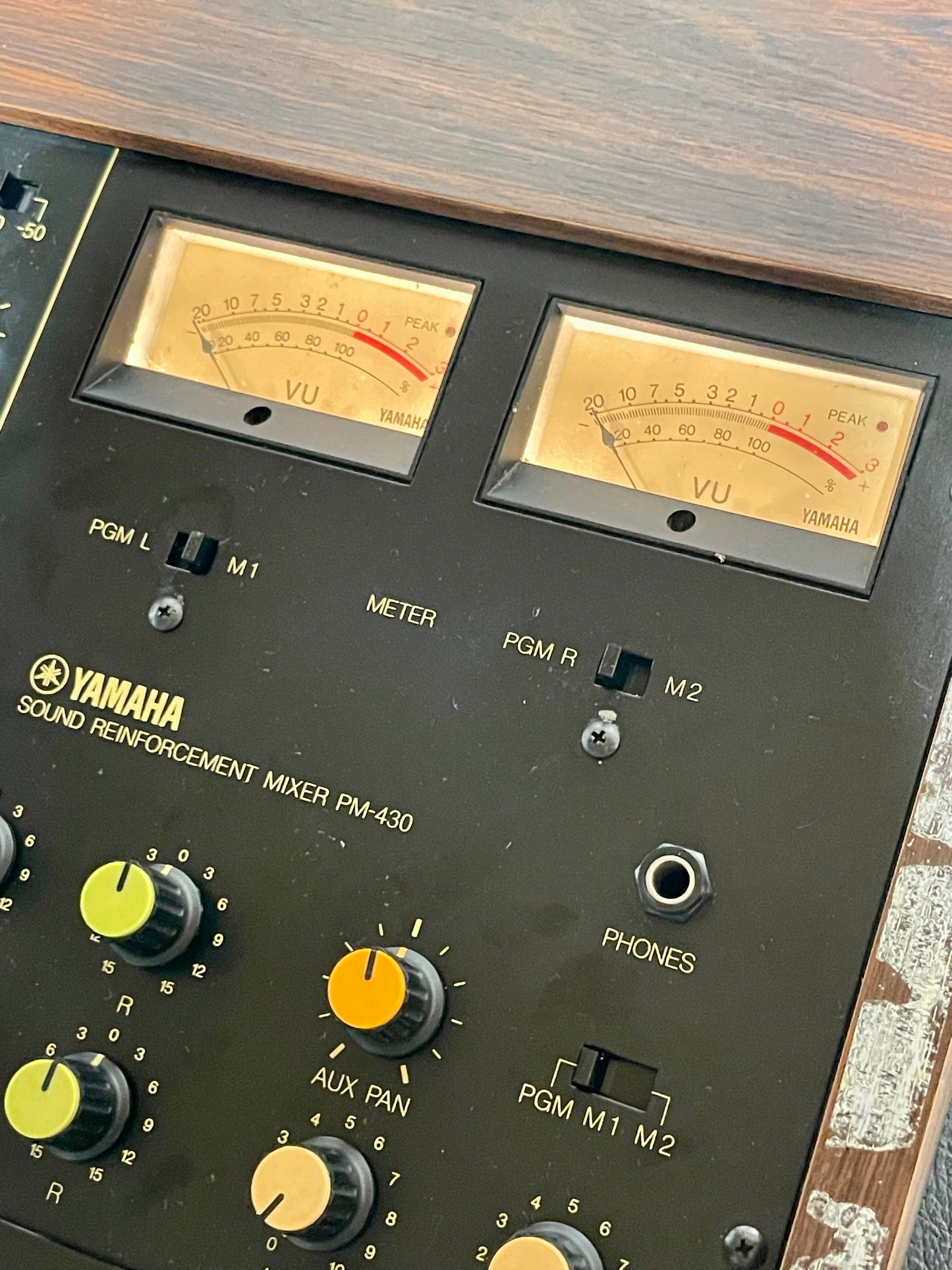 Yamaha PM-430 "Japa-Neve" fully recapped + Direct-Out Headbangers Mod! Tamura transformers 8-Channel Mixing Console 1970s