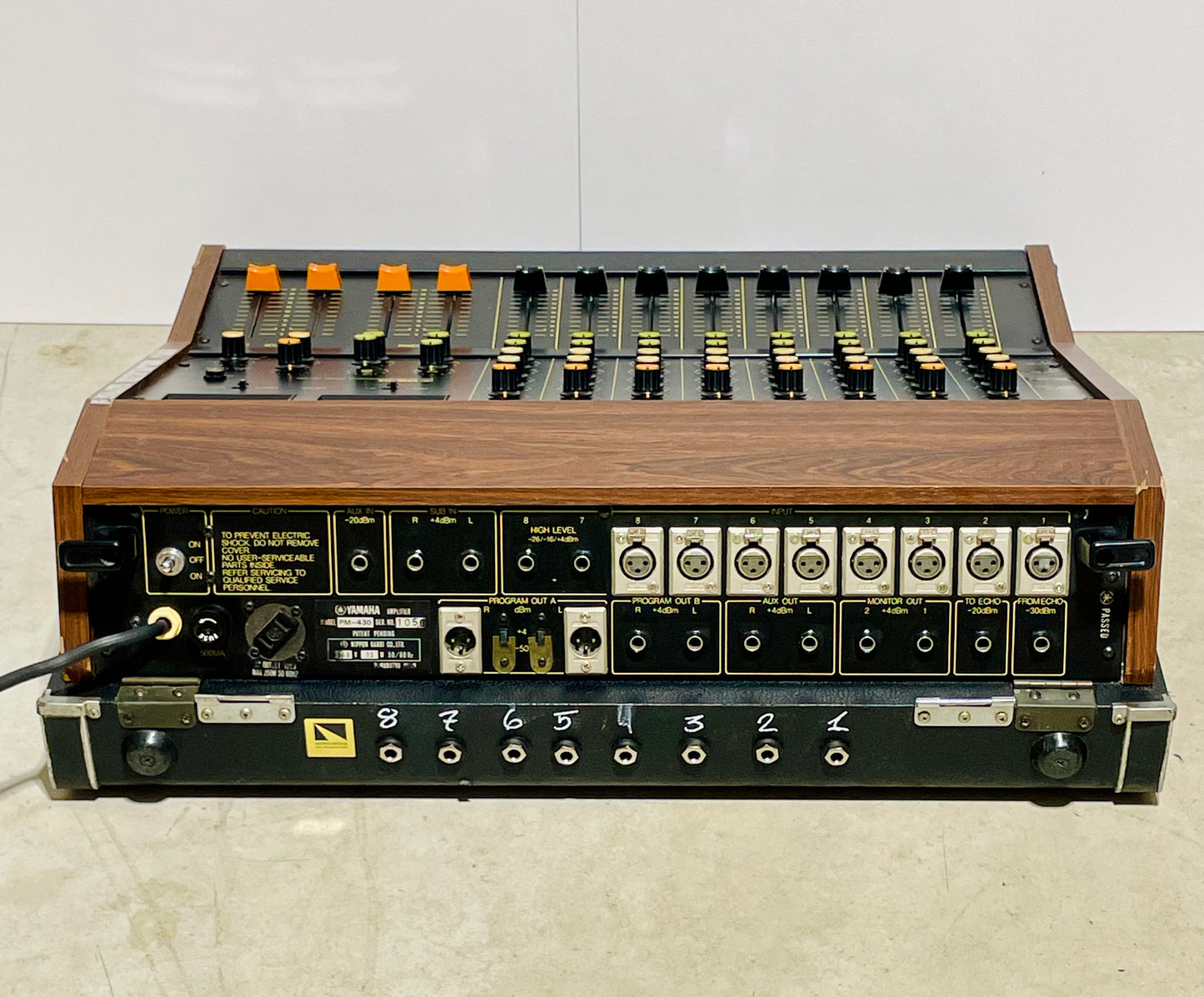 Yamaha PM-430 "Japa-Neve" fully recapped + Direct-Out Headbangers Mod! Tamura transformers 8-Channel Mixing Console 1970s