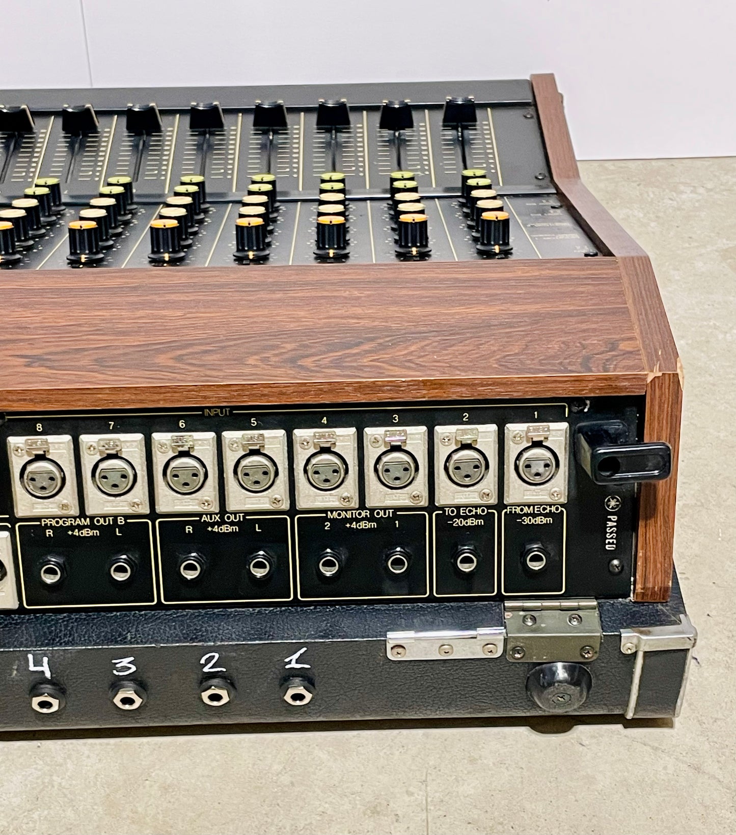Yamaha PM-430 "Japa-Neve" fully recapped + Direct-Out Headbangers Mod! Tamura transformers 8-Channel Mixing Console 1970s