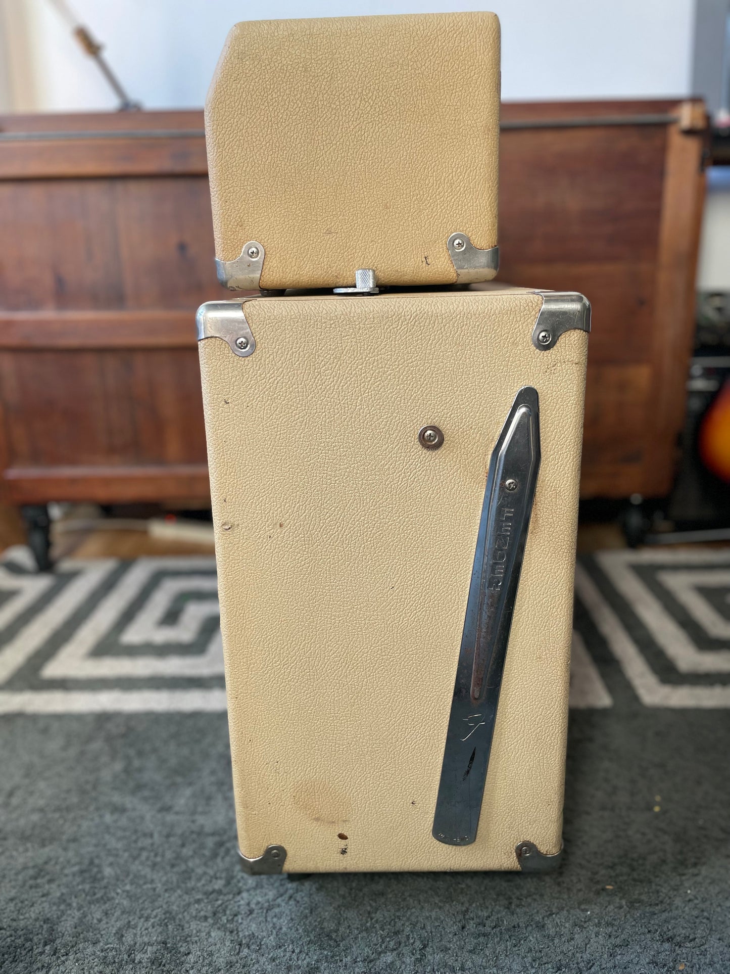 1964 Fender Bandmaster 40-Watt 2-Channel 2x12" Piggyback Guitar Amp