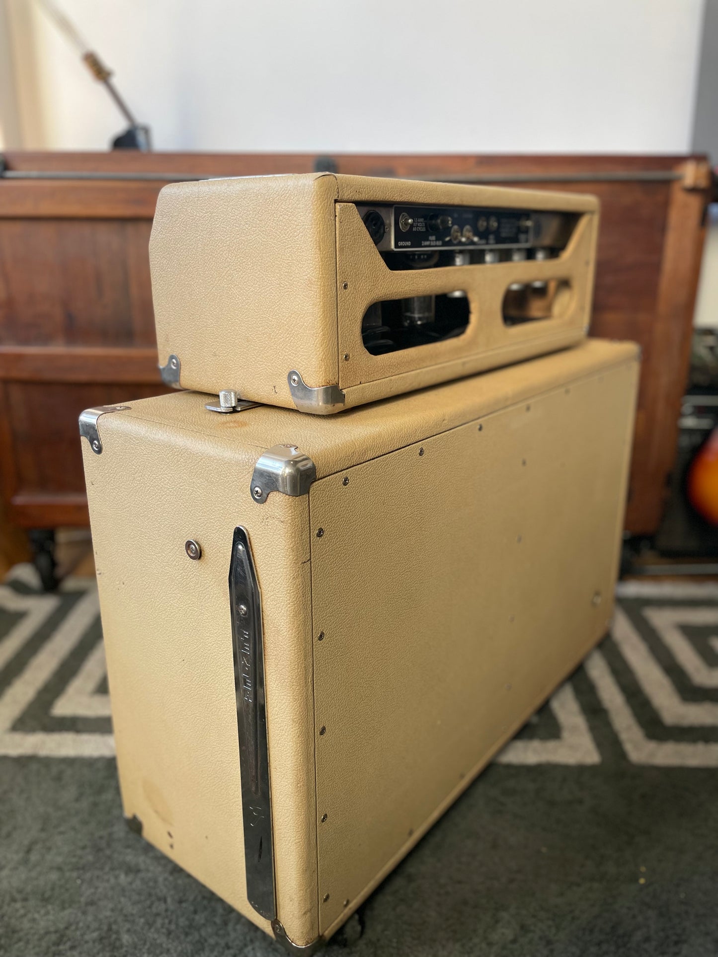 1964 Fender Bandmaster 40-Watt 2-Channel 2x12" Piggyback Guitar Amp