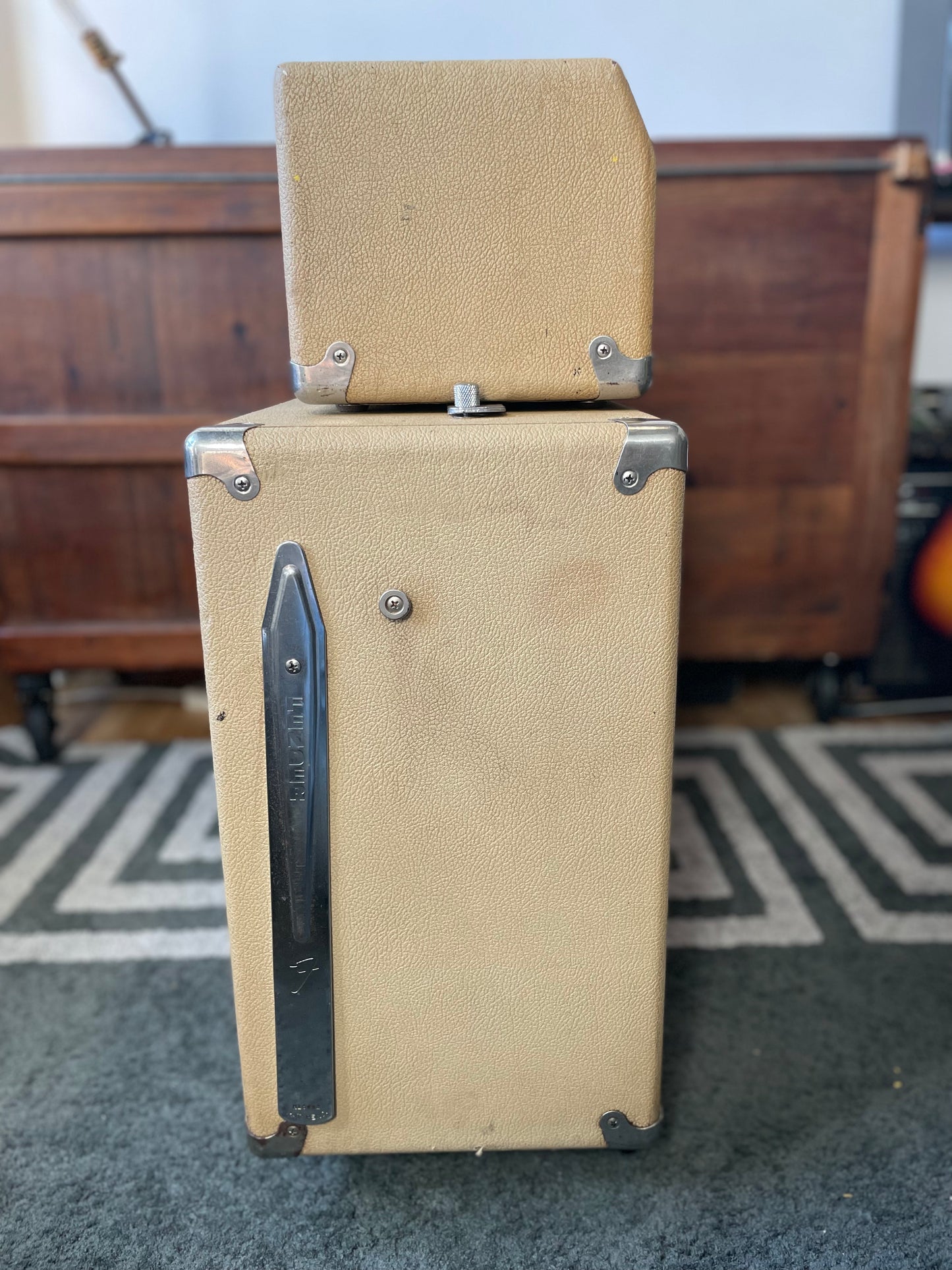 1964 Fender Bandmaster 40-Watt 2-Channel 2x12" Piggyback Guitar Amp