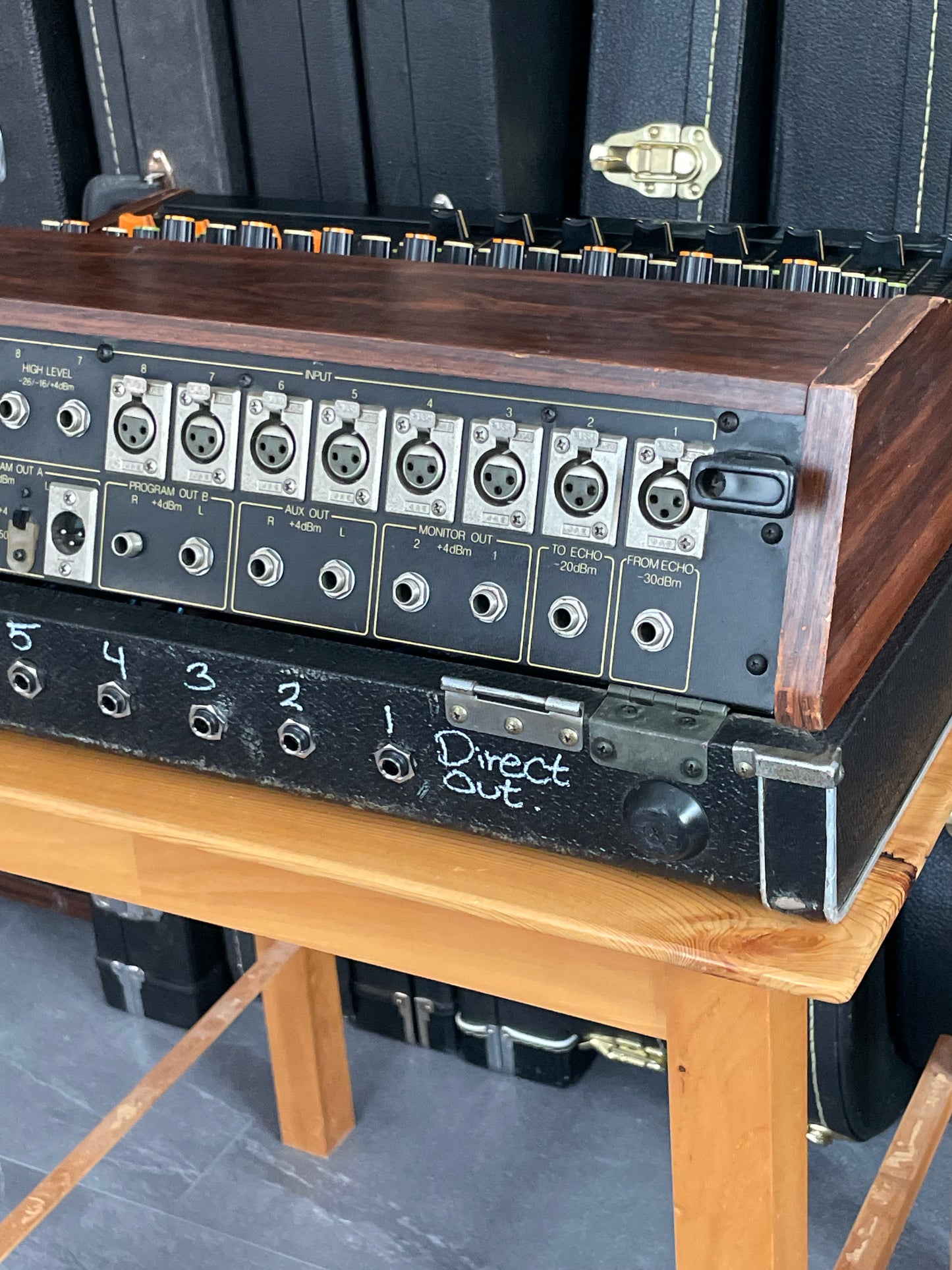 FREE SHIPPING - Yamaha PM-430 "Japa-Neve" fully recapped + Direct-Out Headbangers Mod! Tamura transformers 8-Channel Mixing Console 1970s