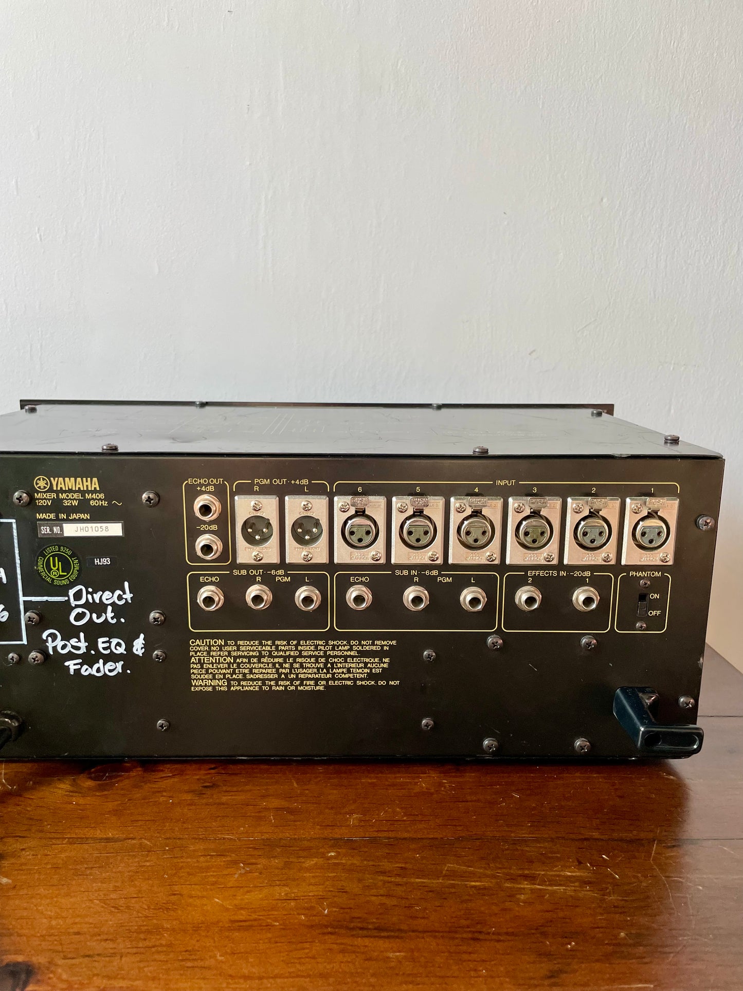 M406 Yamaha mixer with Direct Out Mod. by Headbangers. 6 Channel Rackmount
