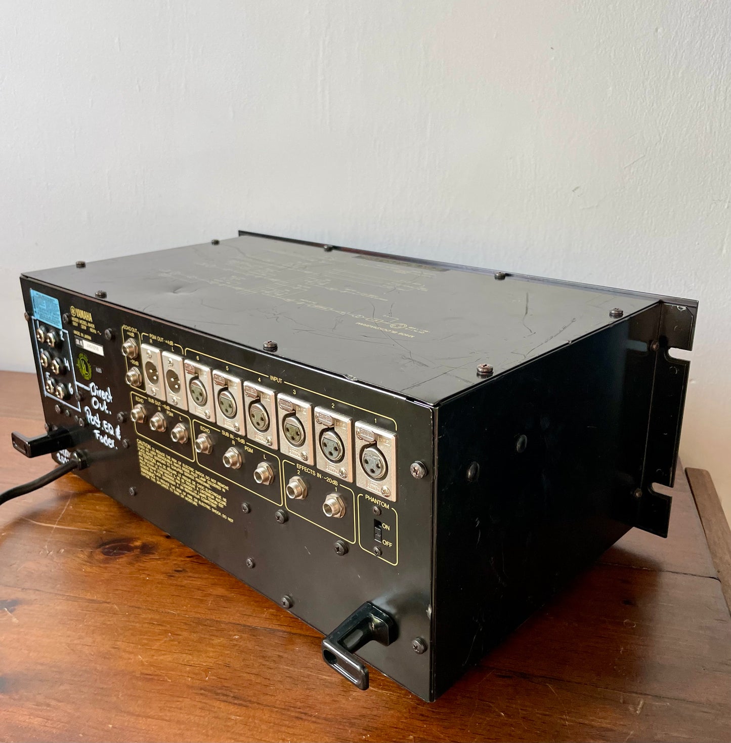 M406 Yamaha mixer with Direct Out Mod. by Headbangers. 6 Channel Rackmount