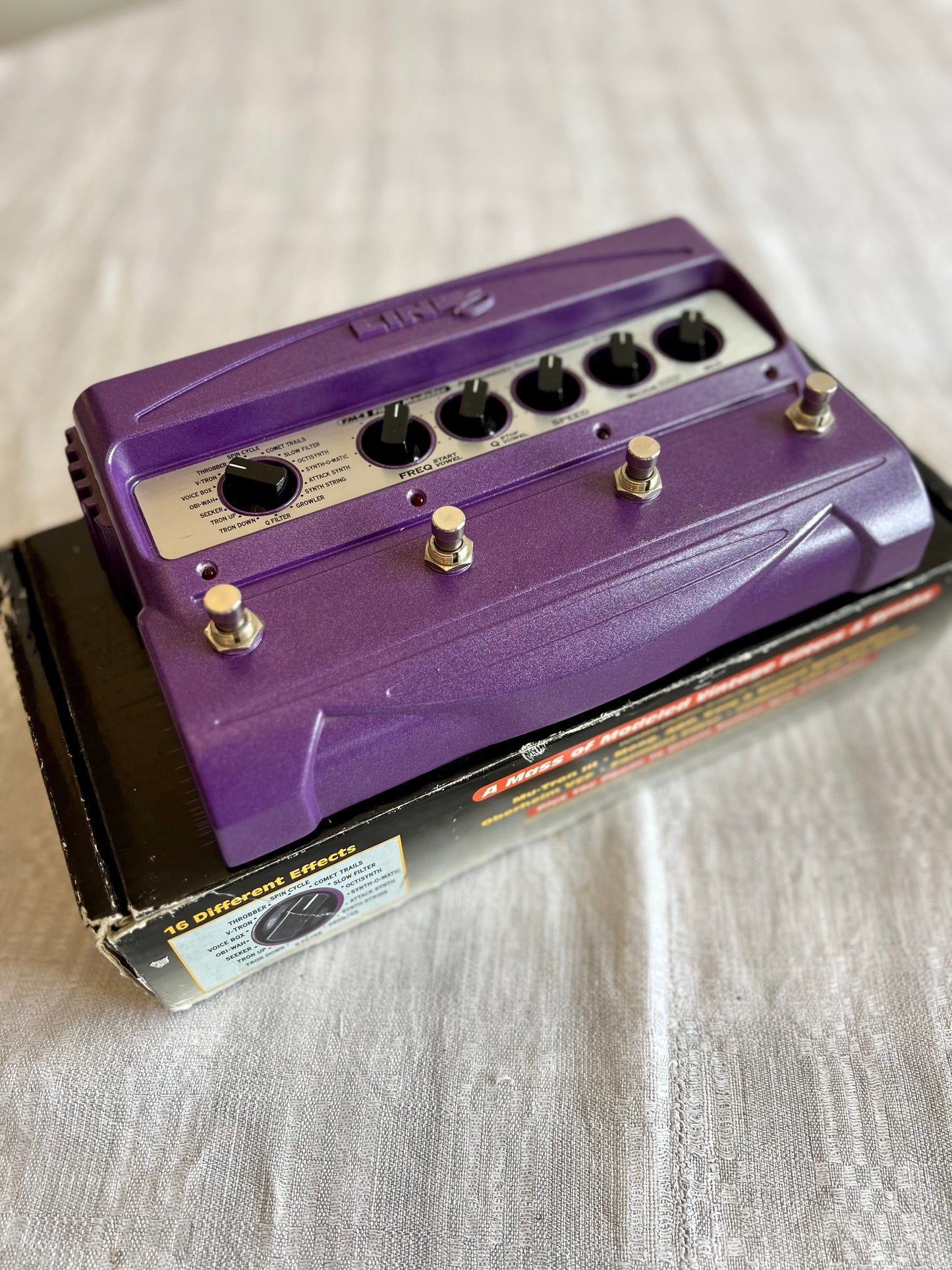 Line 6 FM4 Filter Modeler with Box 2010s