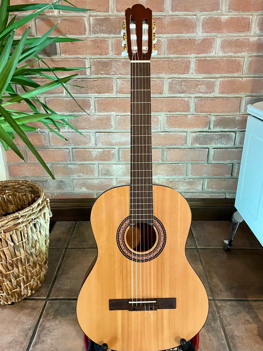 Spanish Classical Guitar - Unknow brand, Solid Top