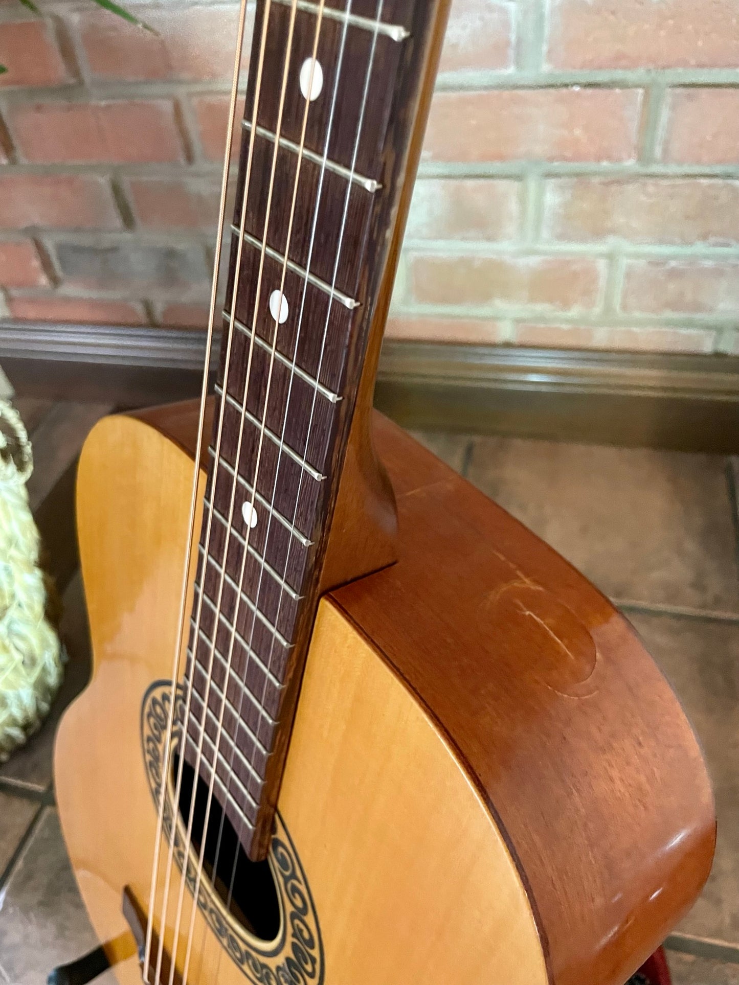 STUDIO L - 1971 EKO. Parlor Size Italian Guitar, Very Good Condition