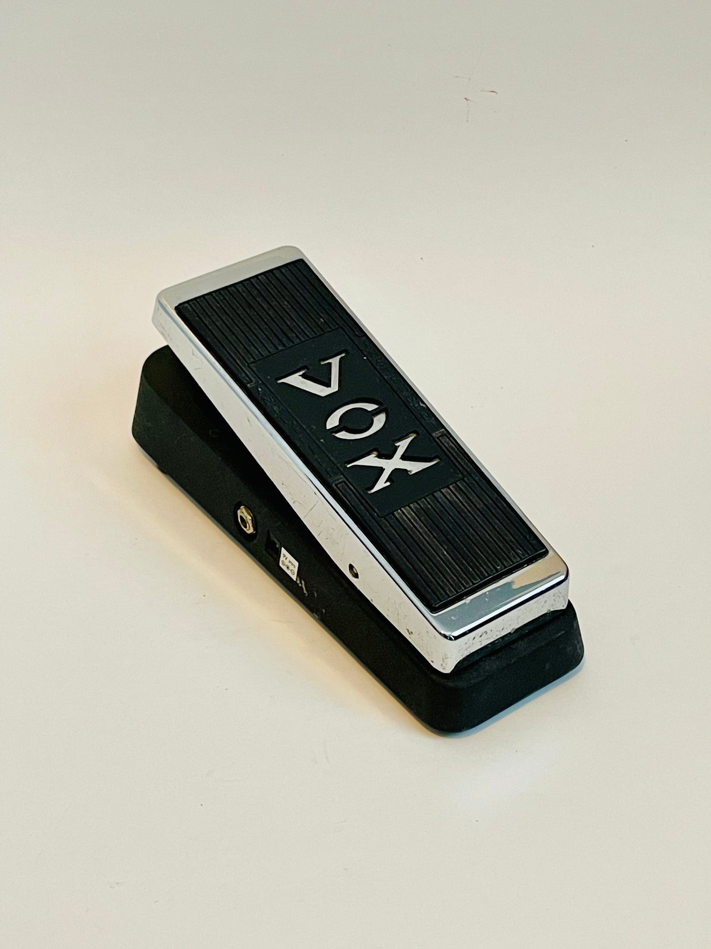 Vox V847A