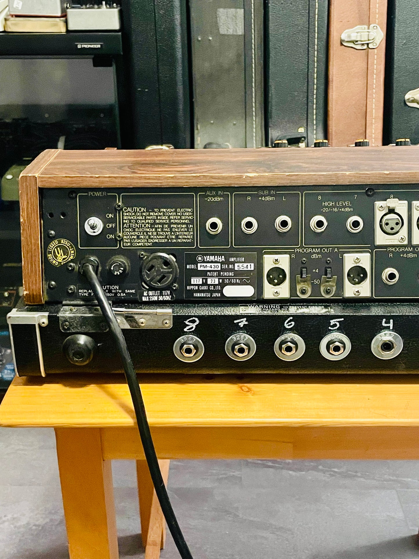 Yamaha PM-430 "Japa-Neve" fully recapped + Direct-Out Headbangers Mod! Tamura transformers 8-Channel Mixing Console 1970s