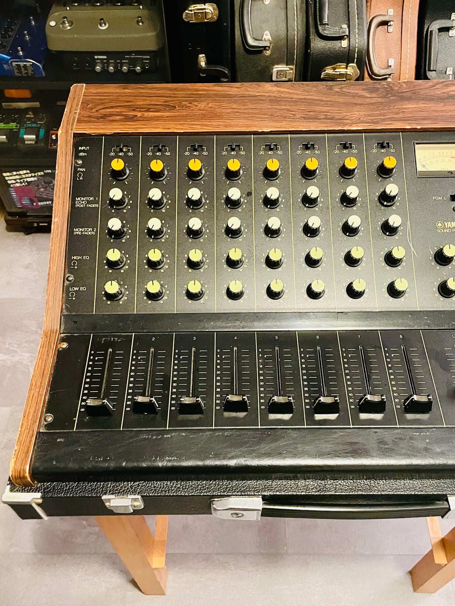 Yamaha PM-430 "Japa-Neve" fully recapped + Direct-Out Headbangers Mod! Tamura transformers 8-Channel Mixing Console 1970s