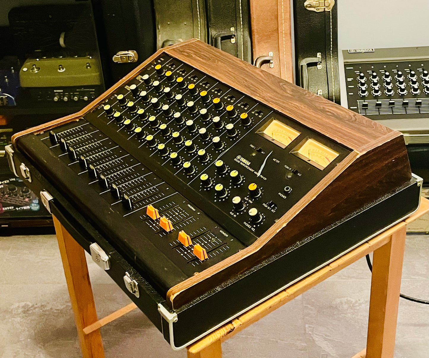 Yamaha PM-430 "Japa-Neve" fully recapped + Direct-Out Headbangers Mod! Tamura transformers 8-Channel Mixing Console 1970s