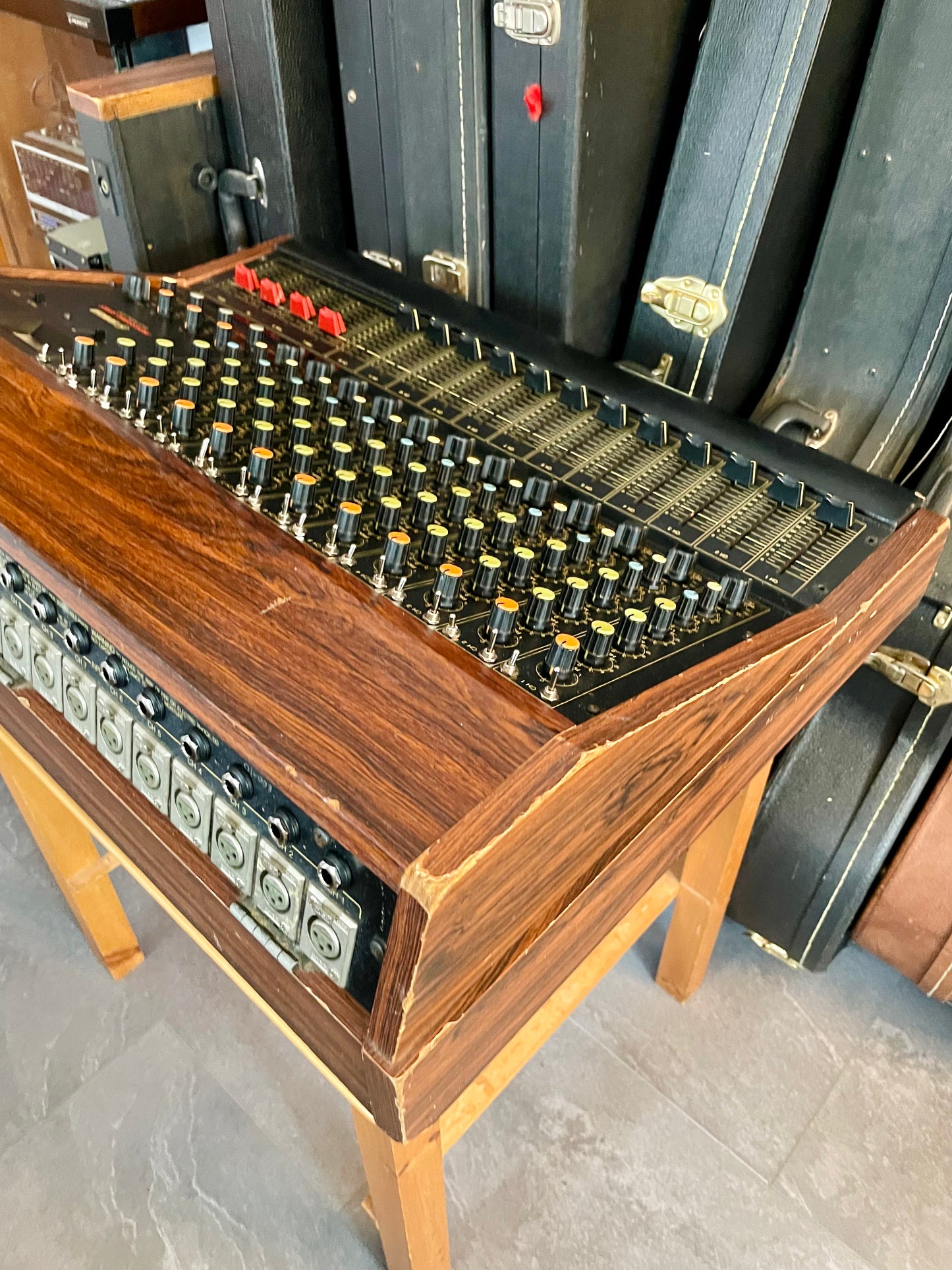 Yamaha M512 - JapaNeve with Direct Outs, Tamura transformers, Polarity Reverse & Send Switching - Fully recapped and serviced