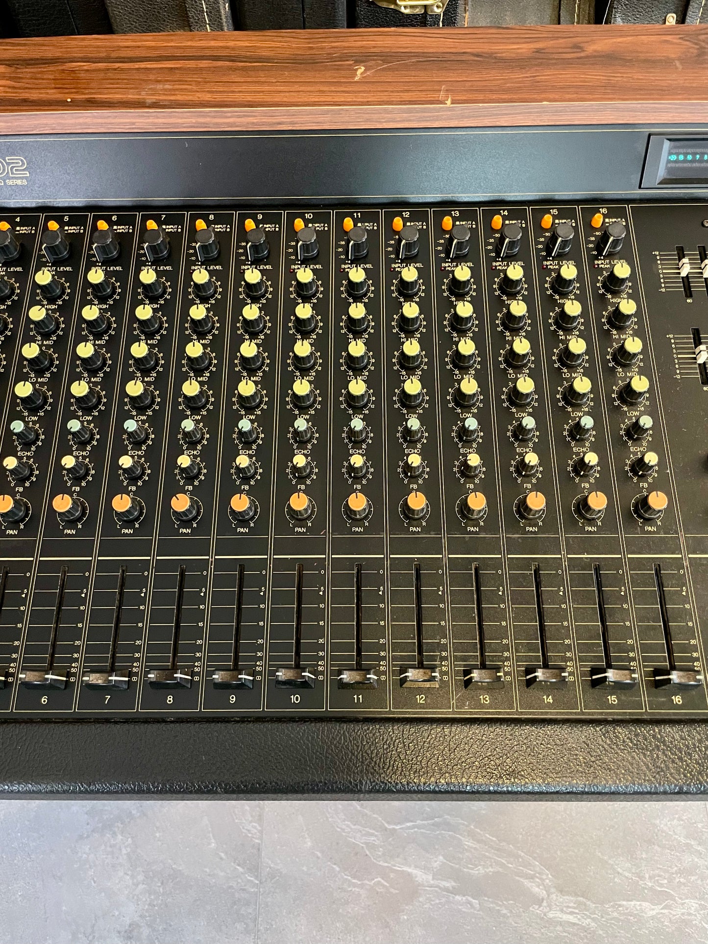 Yamaha MQ1602 "Japa-Neve" Mixer - Fully recapped + Direct-Outs - Tamura transformers, fat Pres. 4 band EQ