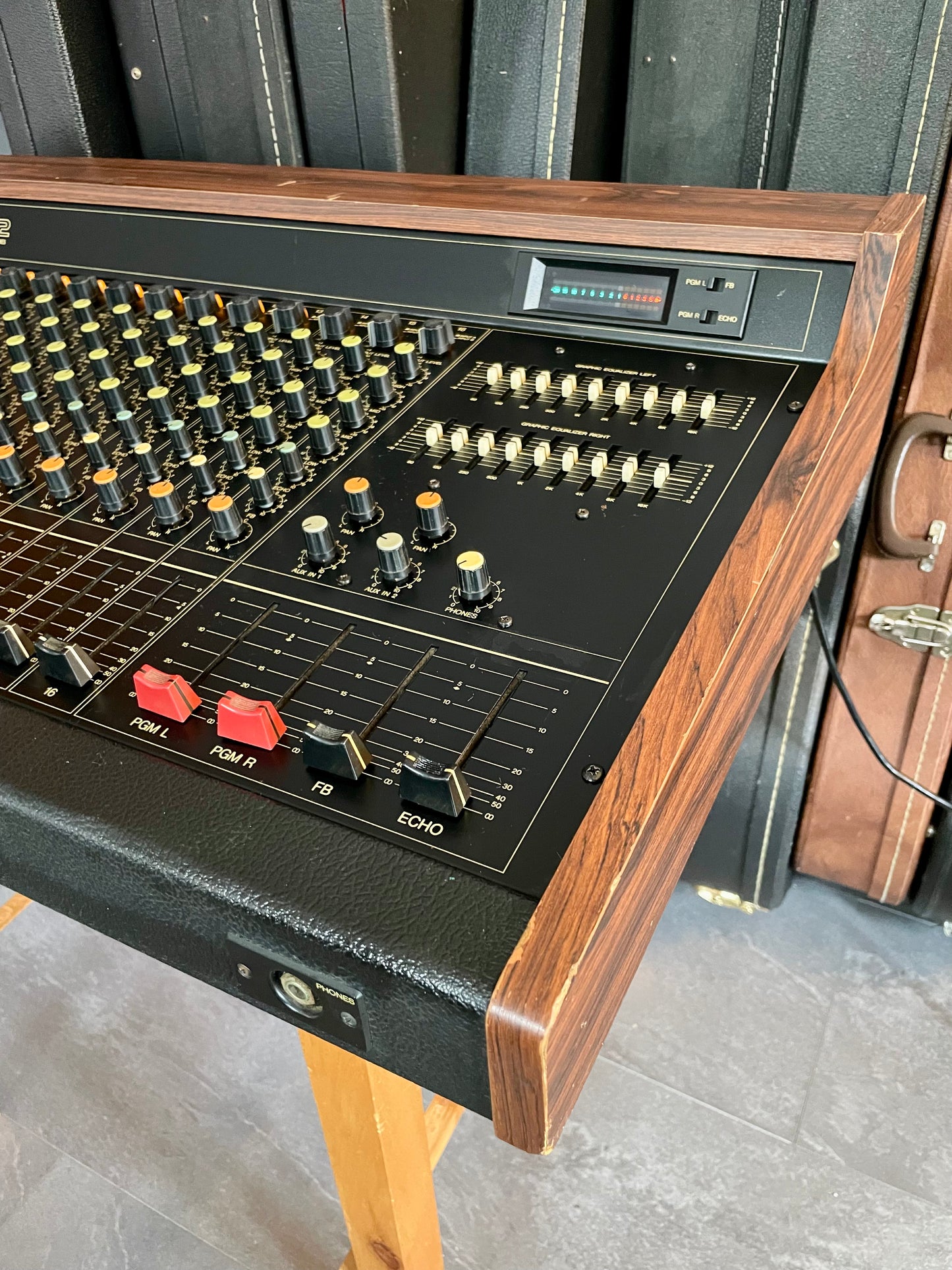 Yamaha MQ1602 "Japa-Neve" Mixer - Fully recapped + Direct-Outs - Tamura transformers, fat Pres. 4 band EQ