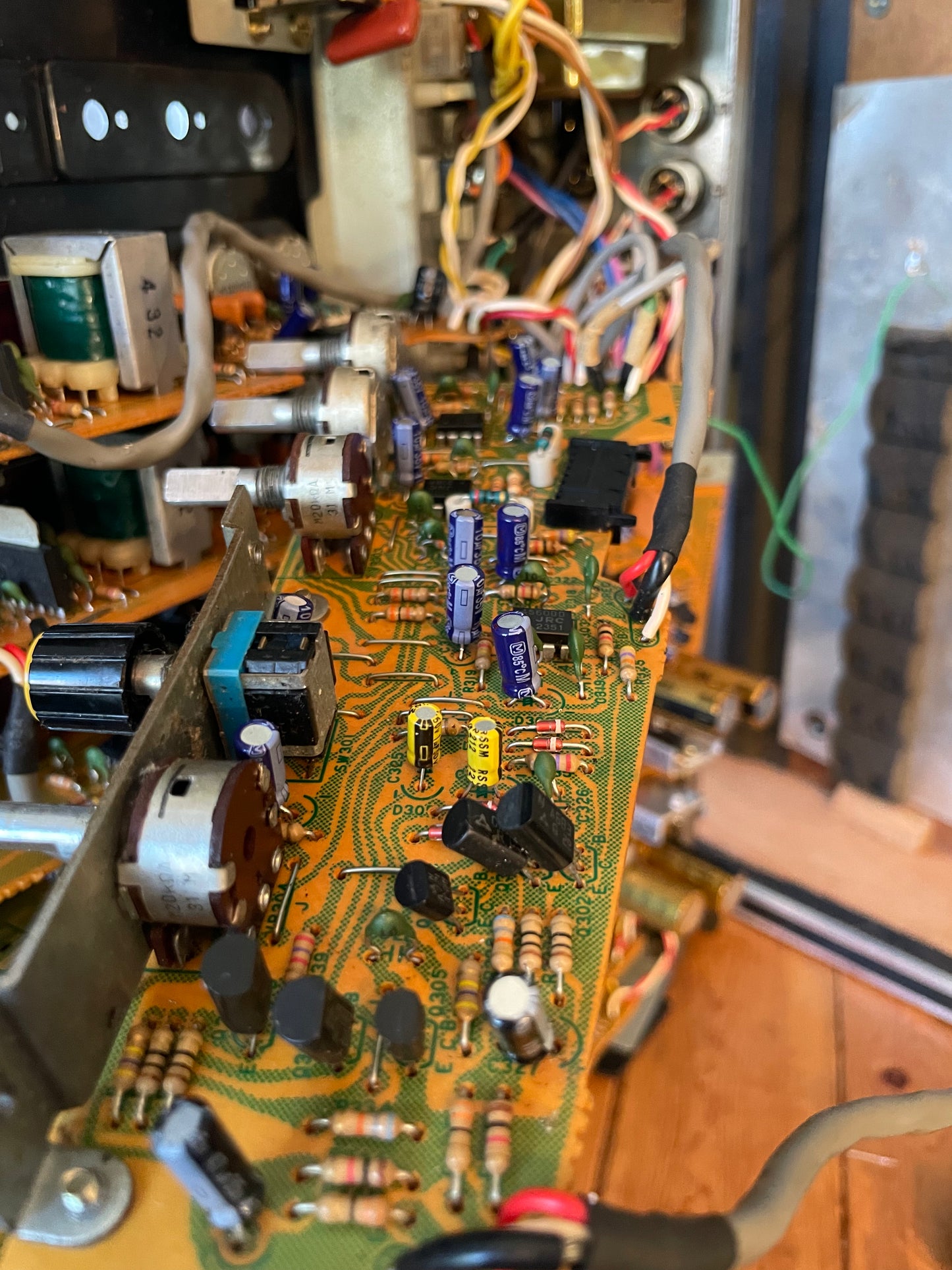 Panasonic RAMSA WR-130 Audio Mixer - Fully serviced and recapped + Direct Outs - Transformer balanced Outputs Late 1970s - Early 1980s