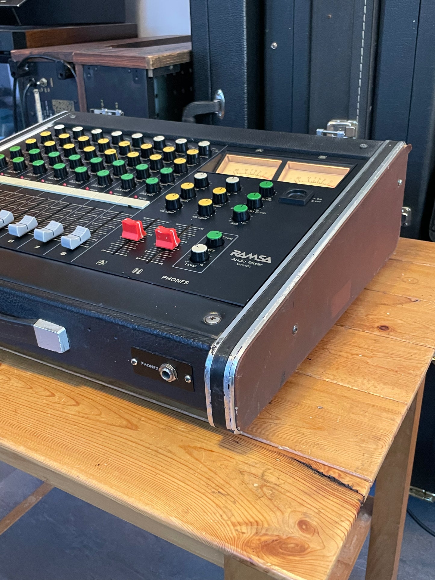 Panasonic RAMSA WR-130 Audio Mixer - Fully serviced and recapped + Direct Outs - Transformer balanced Outputs Late 1970s - Early 1980s