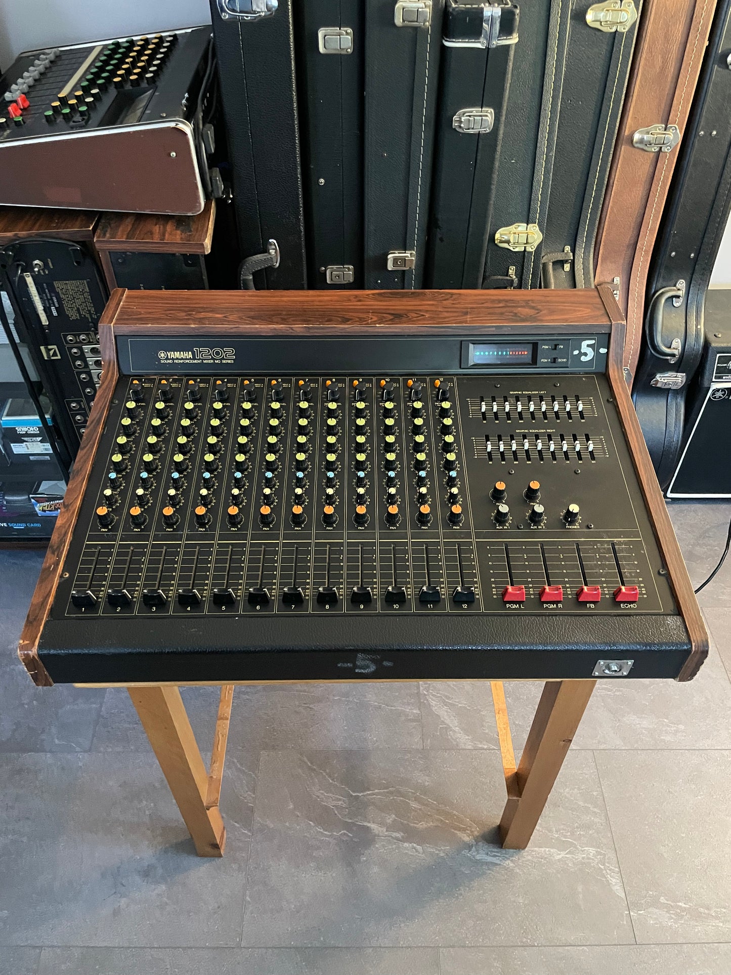 Yamaha MQ1202 "Japa-Neve", fully recapped + Direct-Out Headbangers Mod! Small PM1000, Tamura transformers, fat Pres. 4 band EQ