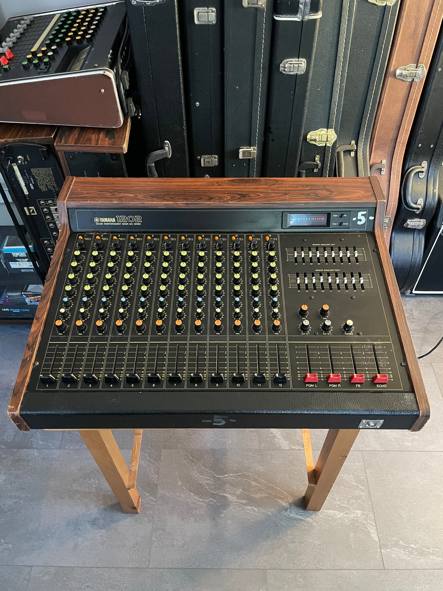 Yamaha MQ1202 "Japa-Neve", fully recapped + Direct-Out Headbangers Mod! Small PM1000, Tamura transformers, fat Pres. 4 band EQ