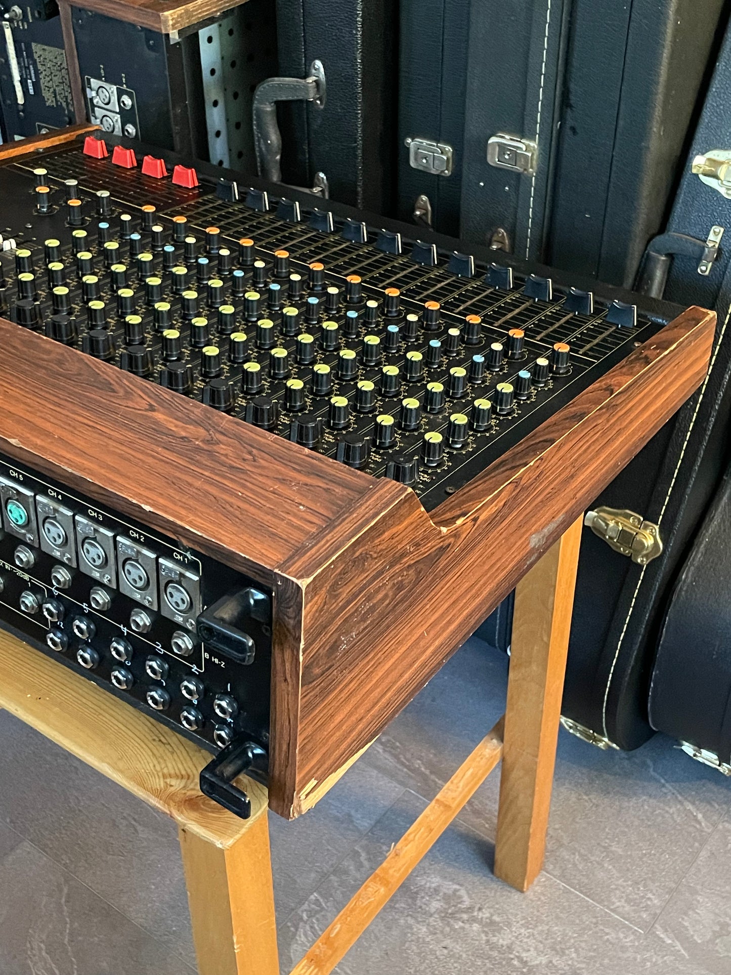 Yamaha MQ1202 "Japa-Neve", fully recapped + Direct-Out Headbangers Mod! Small PM1000, Tamura transformers, fat Pres. 4 band EQ