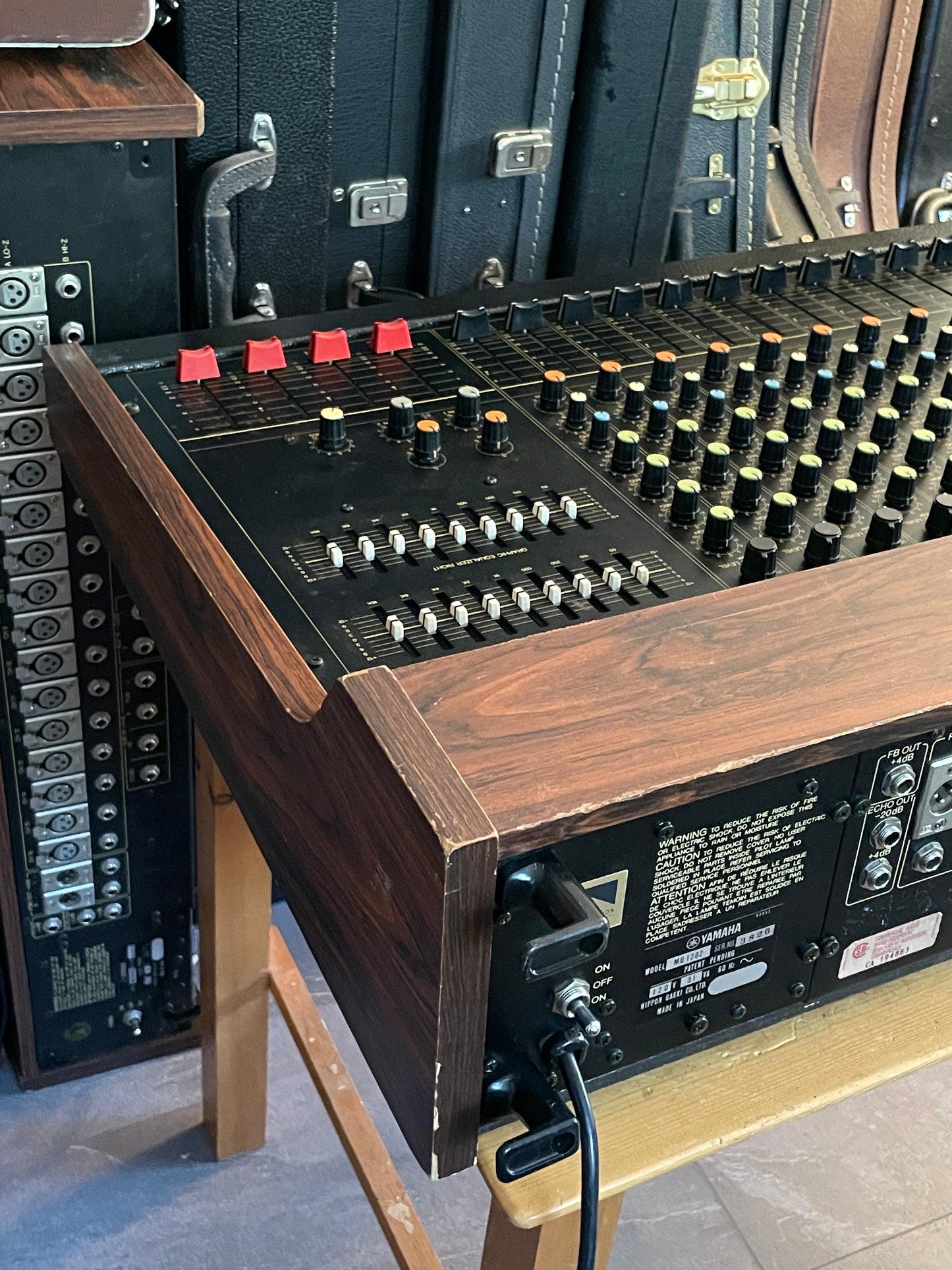 Yamaha MQ1202 "Japa-Neve", fully recapped + Direct-Out Headbangers Mod! Small PM1000, Tamura transformers, fat Pres. 4 band EQ
