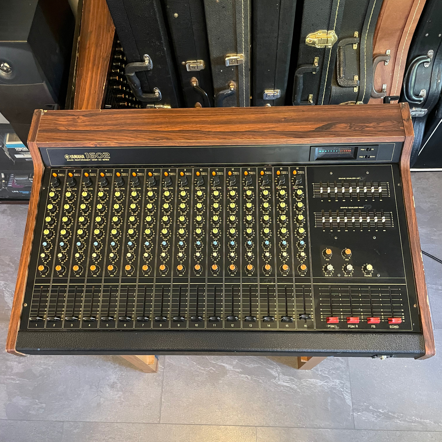 Yamaha MQ1602 "Japa-Neve" Mixer - Fully recapped + Direct-Outs - Tamura transformers, fat Pres. 4 band EQ