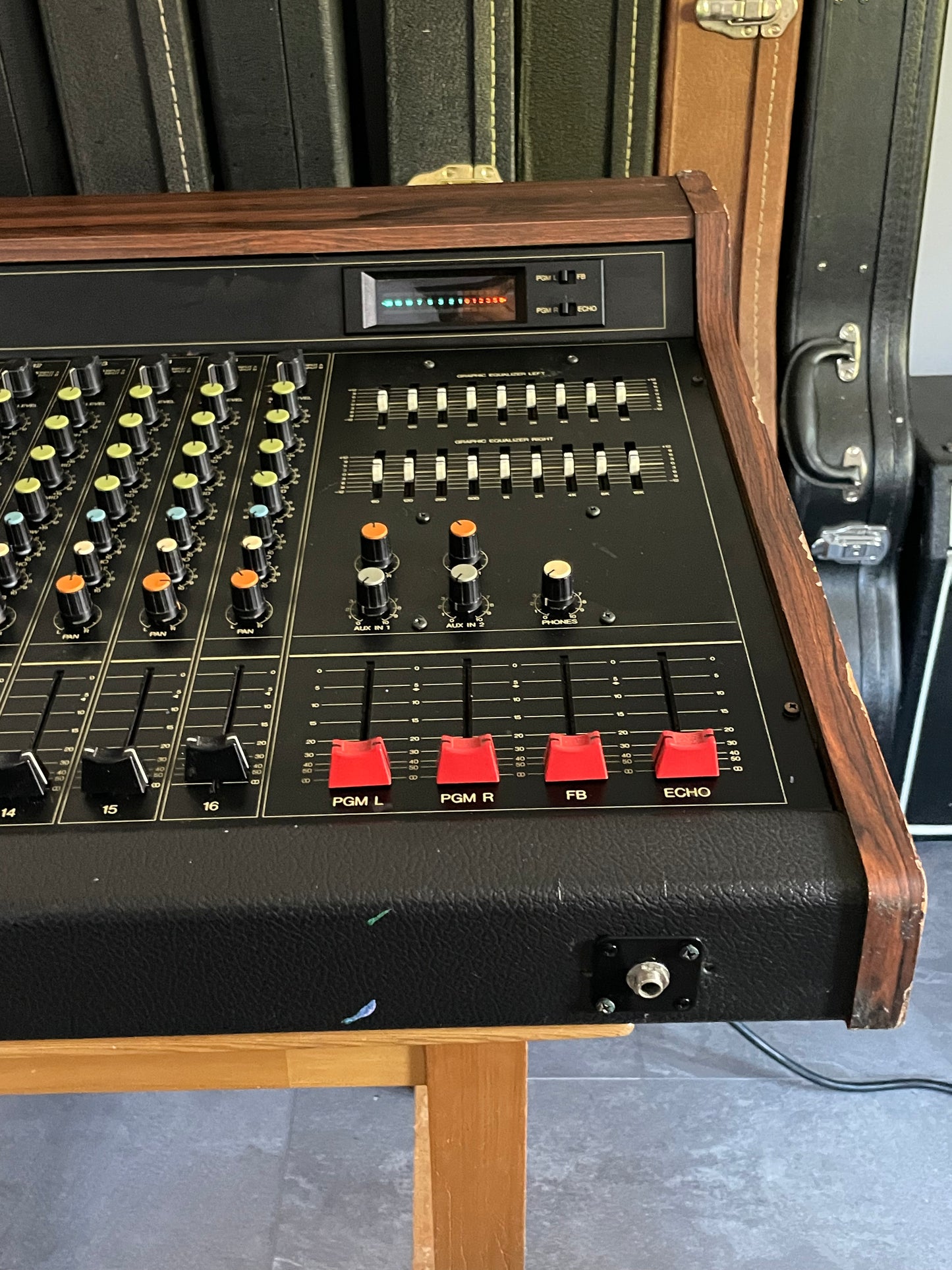 Yamaha MQ1602 "Japa-Neve" Mixer - Fully recapped + Direct-Outs - Tamura transformers, fat Pres. 4 band EQ