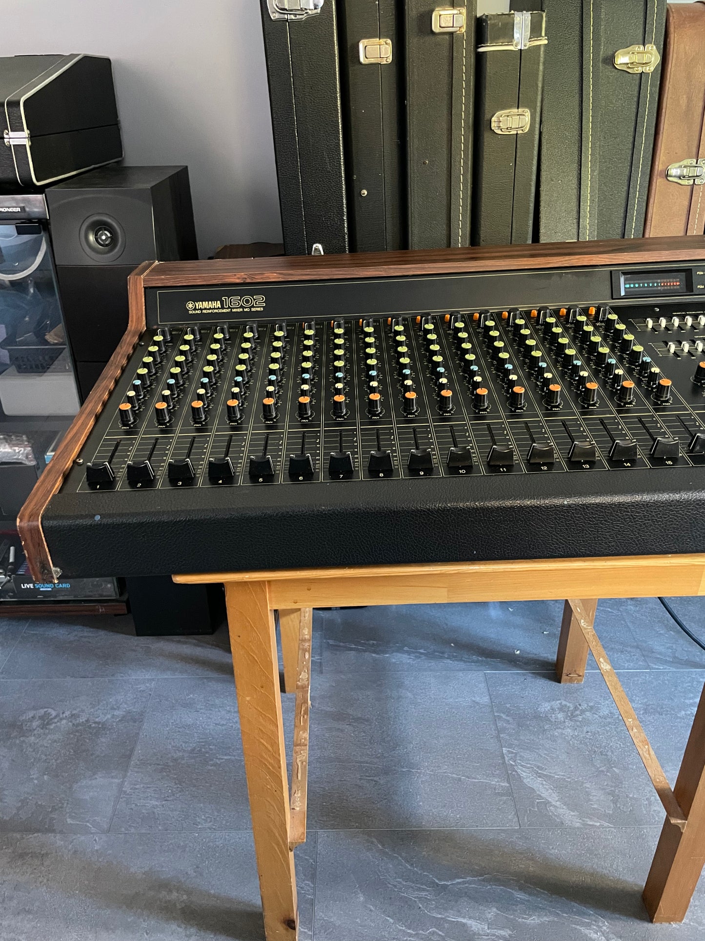 Yamaha MQ1602 "Japa-Neve" Mixer - Fully recapped + Direct-Outs - Tamura transformers, fat Pres. 4 band EQ