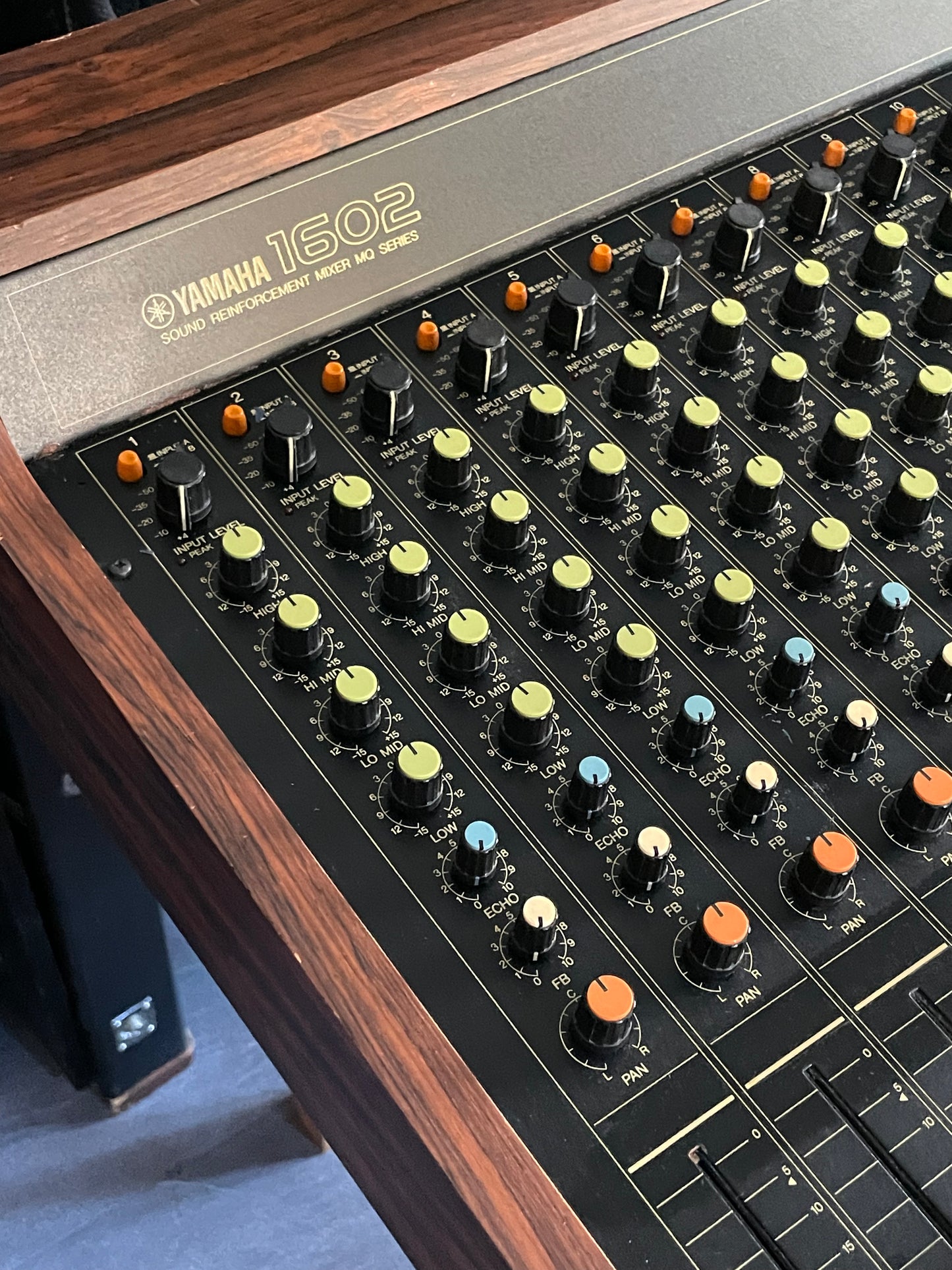 Yamaha MQ1602 "Japa-Neve" Mixer - Fully recapped + Direct-Outs - Tamura transformers, fat Pres. 4 band EQ