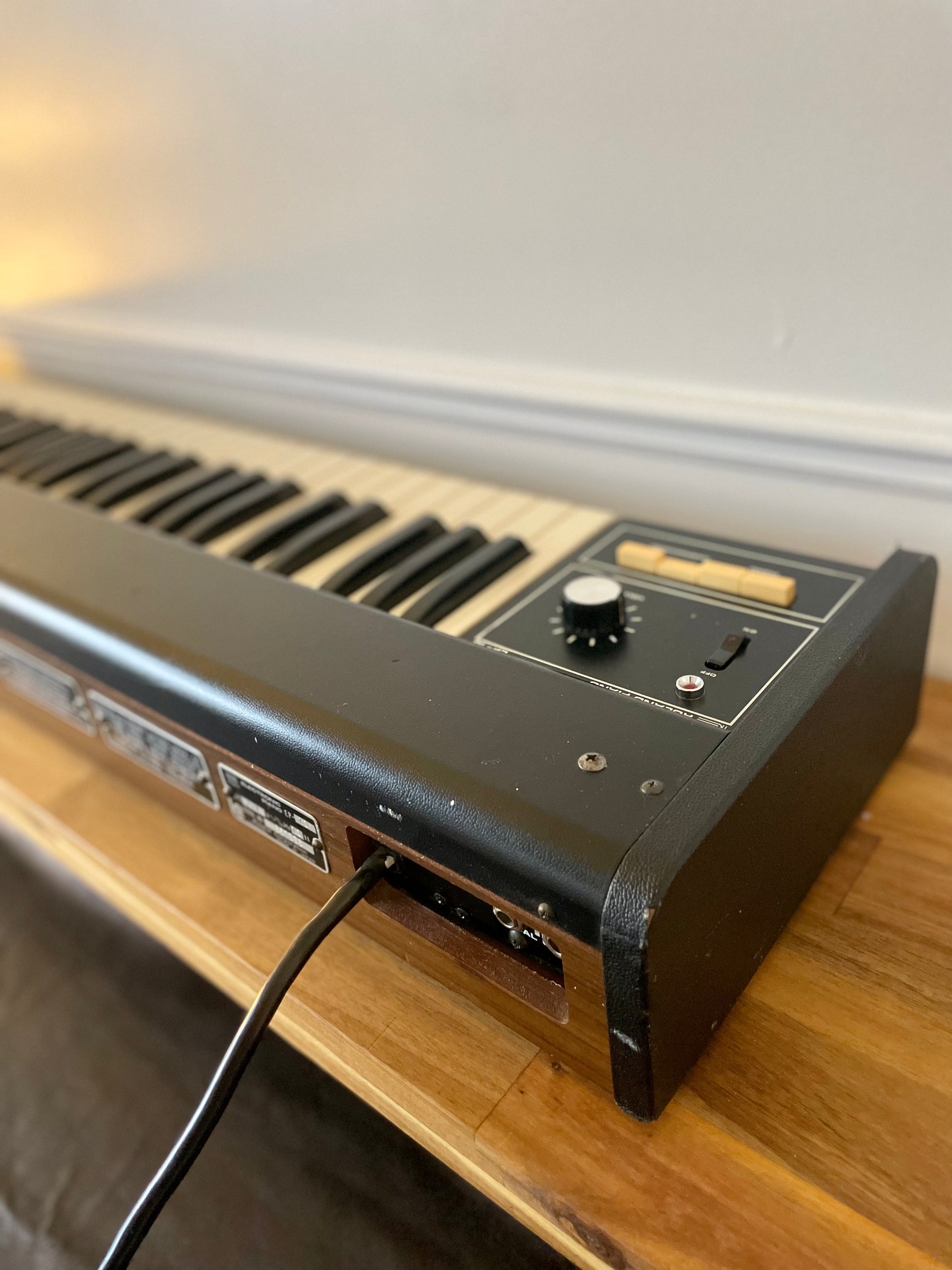 ROLAND EP-10 電子ピアノ 61鍵 Roland EP-10 61-Key Electronic Piano 1997 – Herscheid and