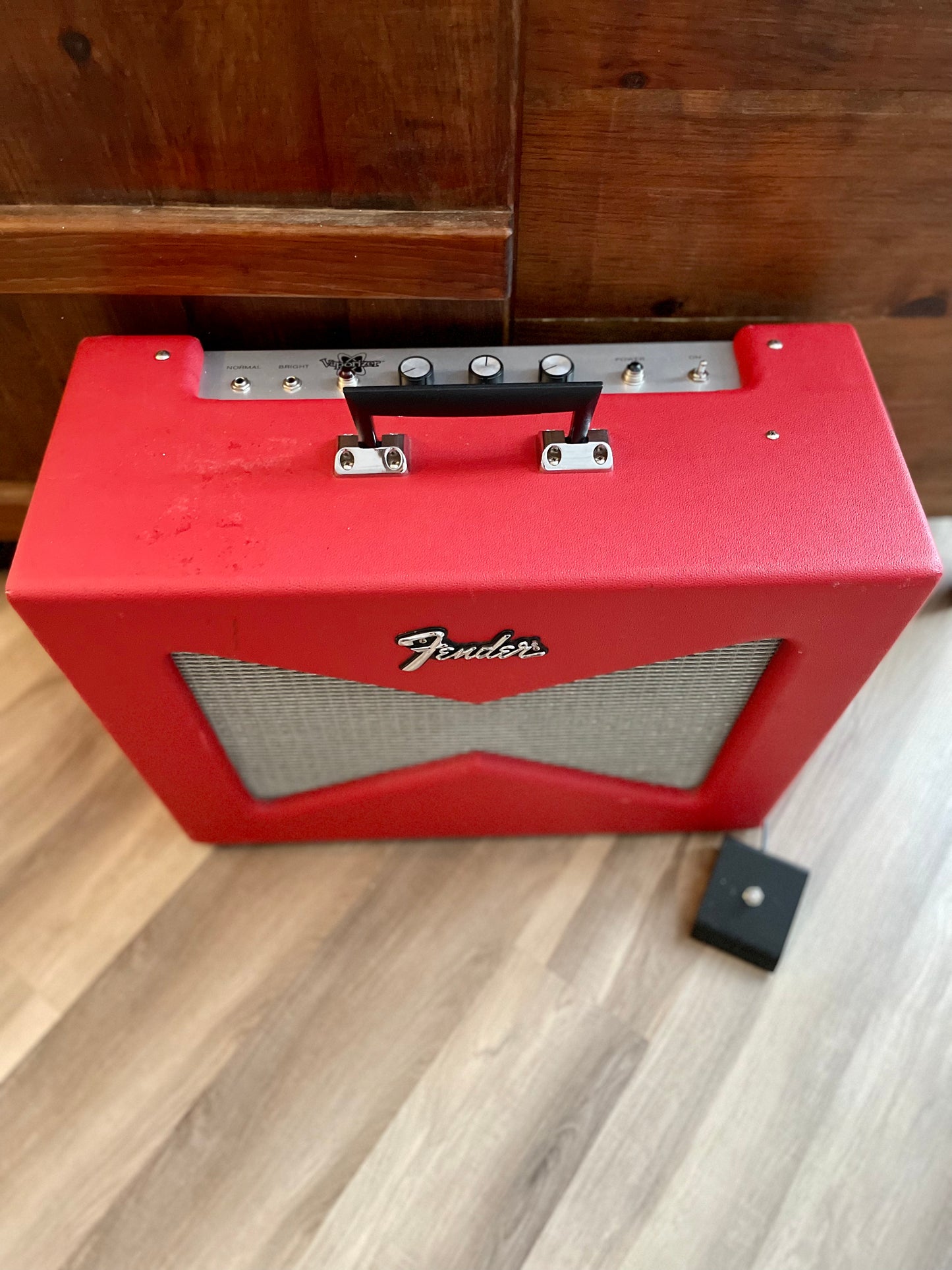 Fender Vaporizer Pawn Shop Series 12-Watt 2x10" Guitar Combo - Rocket Red