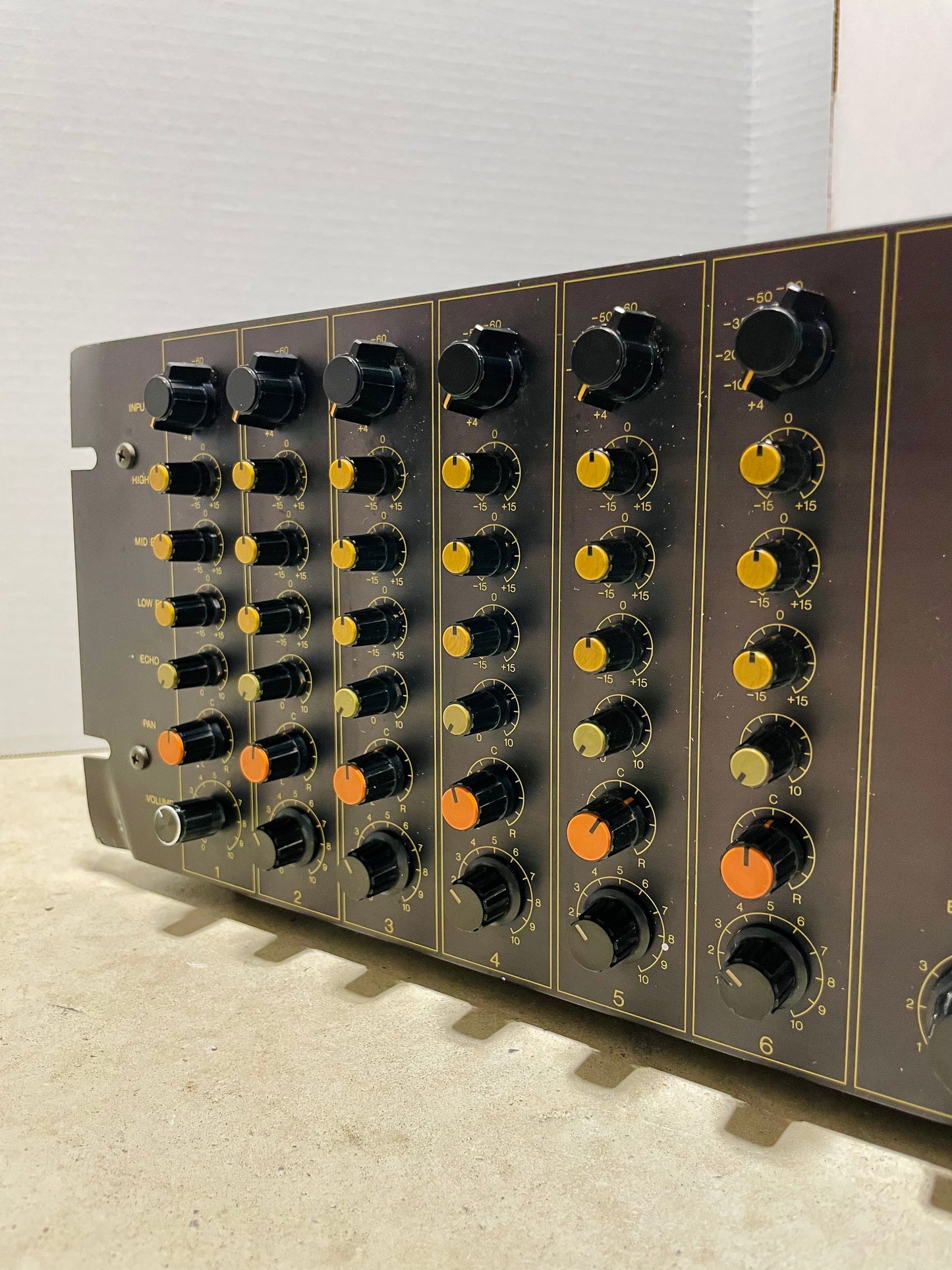 FREE SHIPPING  Yamaha M406 "JapaNeve" Direct Out Mod. Serviced and Recapped 6-Channel Rackmount Mixer