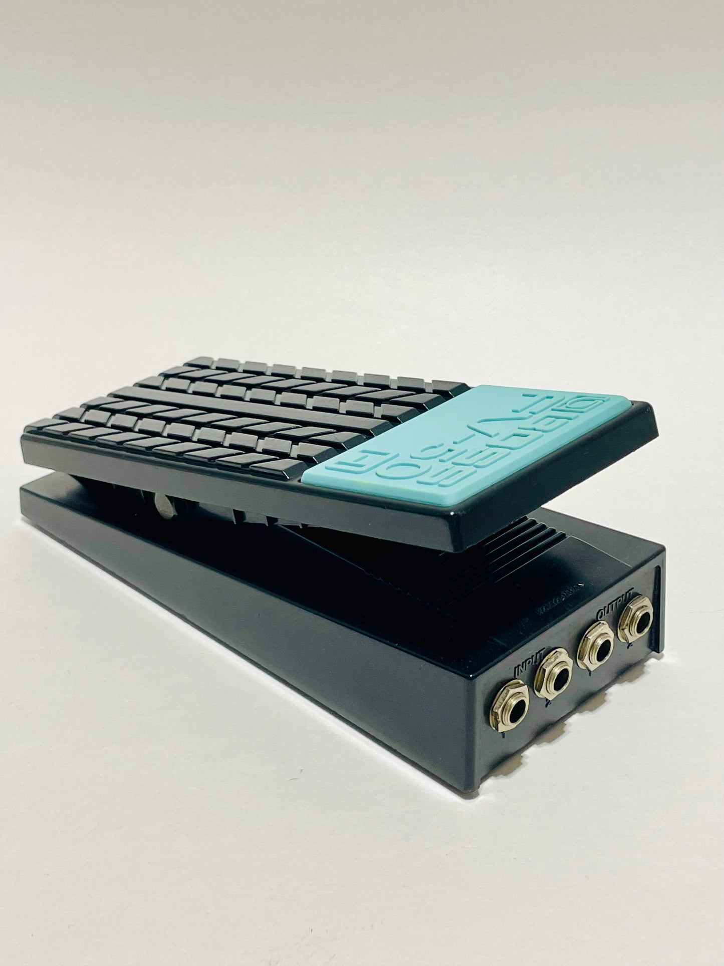 Boss FV-50H High-Impedance Stereo Volume Pedal