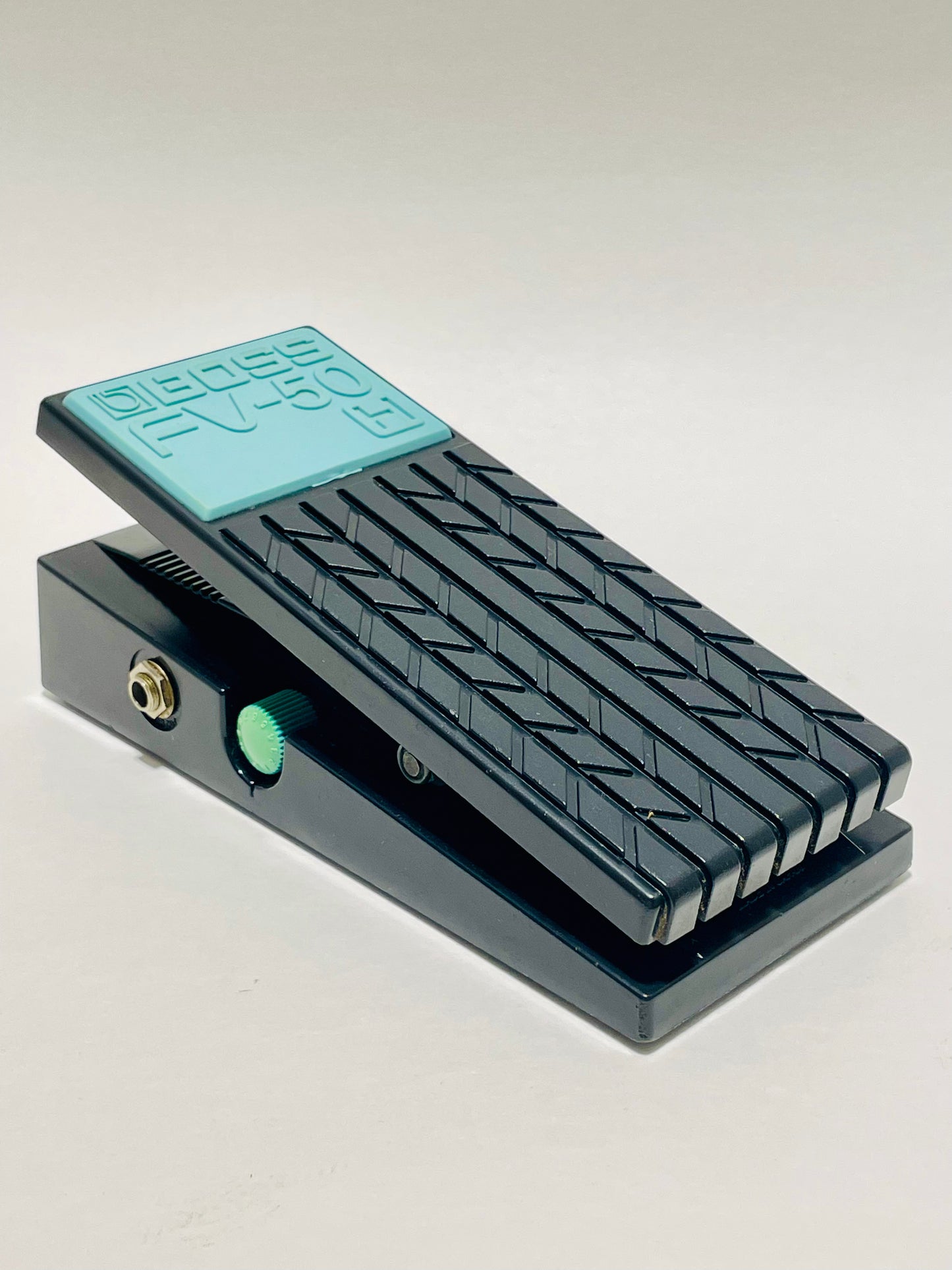 Boss FV-50H High-Impedance Stereo Volume Pedal