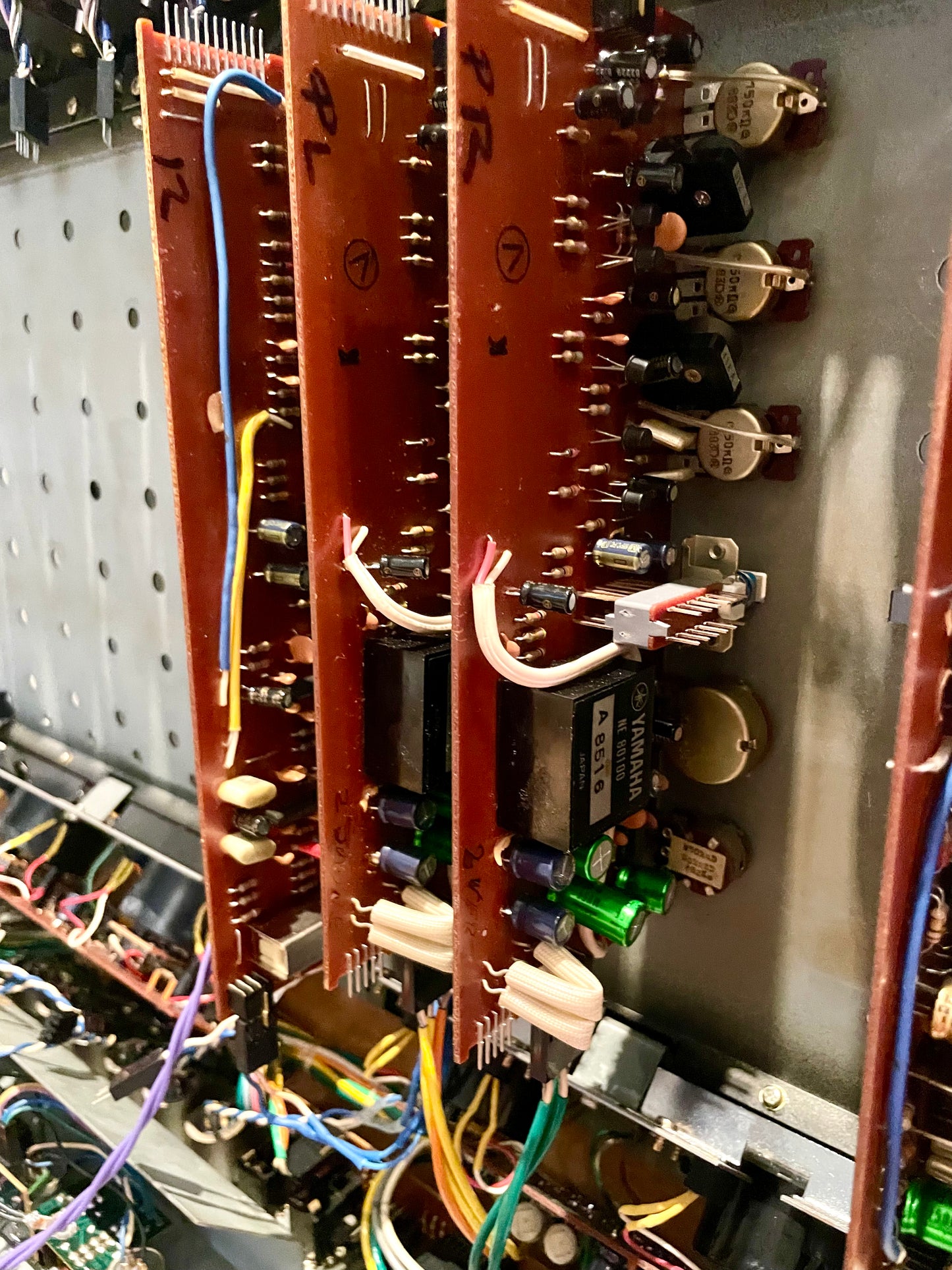 FREE SHIPPING - Yamaha PM-700 "Japa-Neve" fully recapped + Direct-Out Headbangers Tamura transformers 12-Channel Mixing Console 1970s