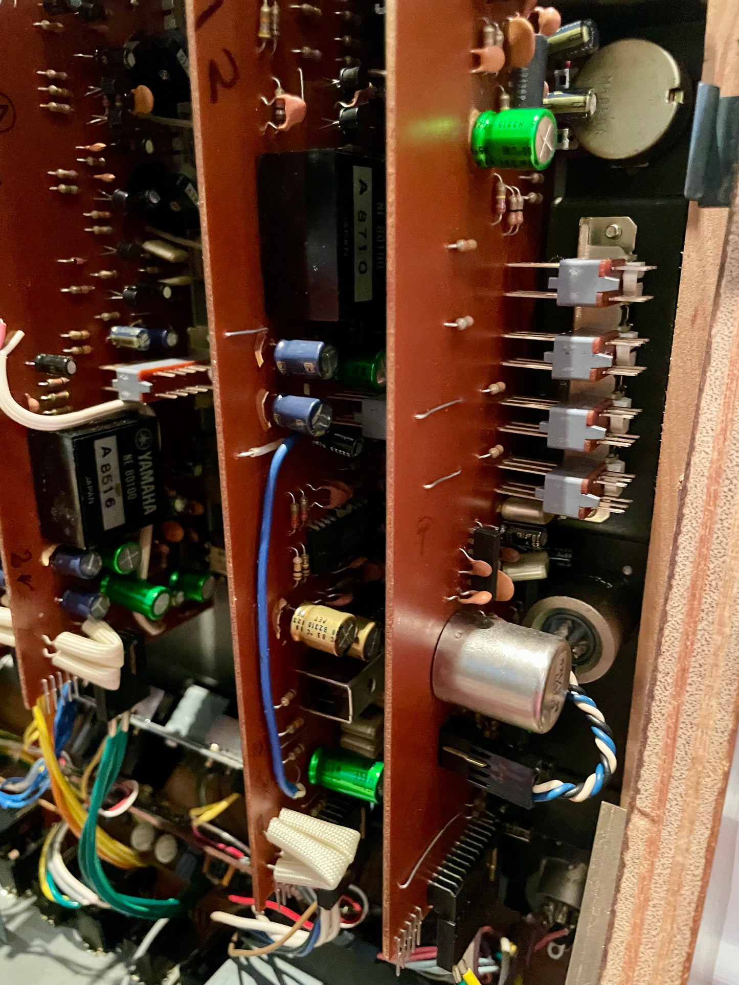 FREE SHIPPING - Yamaha PM-700 "Japa-Neve" fully recapped + Direct-Out Headbangers Tamura transformers 12-Channel Mixing Console 1970s