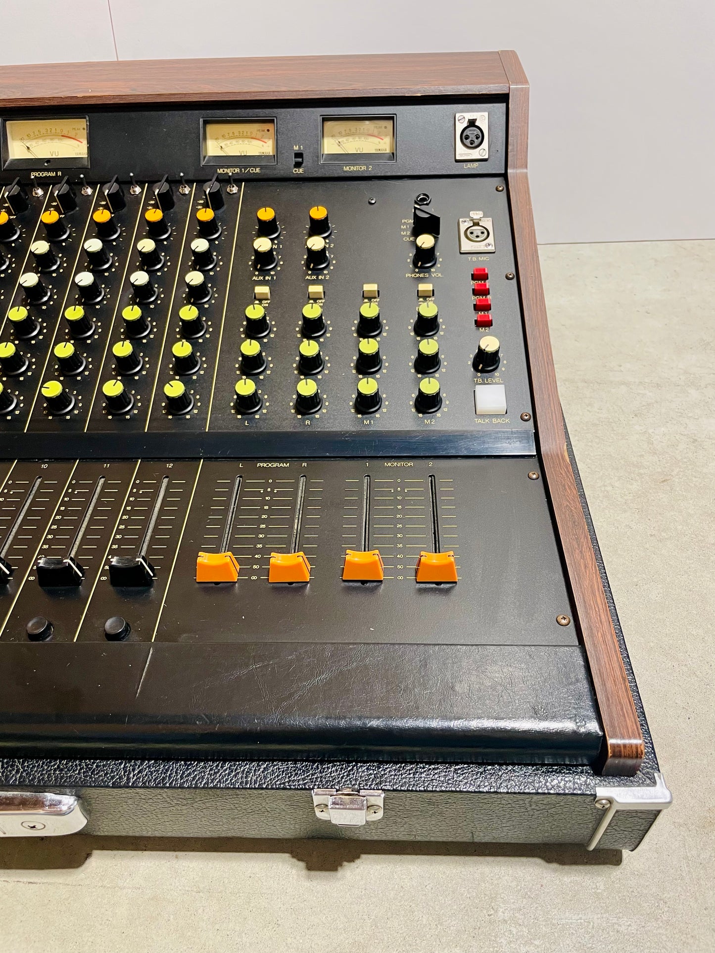 FREE SHIPPING - Yamaha PM-700 "Japa-Neve" fully recapped + Direct-Out Headbangers Tamura transformers 12-Channel Mixing Console 1970s