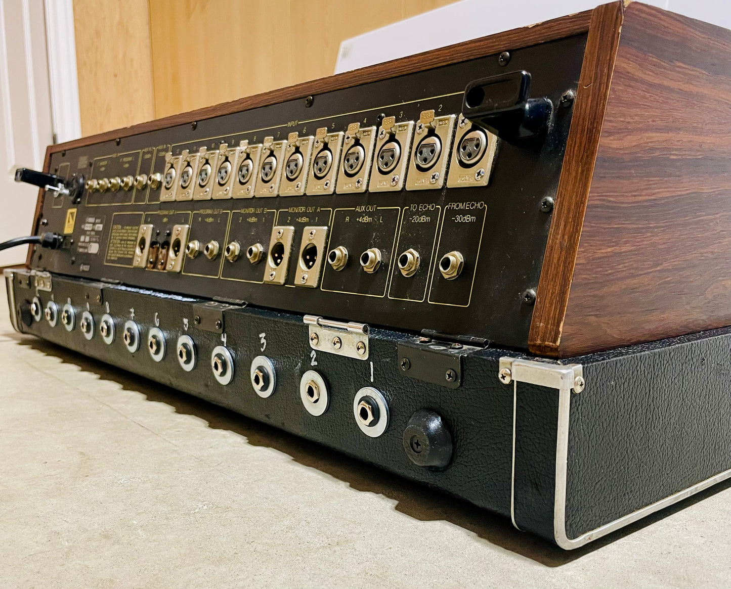 FREE SHIPPING - Yamaha PM-700 "Japa-Neve" fully recapped + Direct-Out Headbangers Tamura transformers 12-Channel Mixing Console 1970s