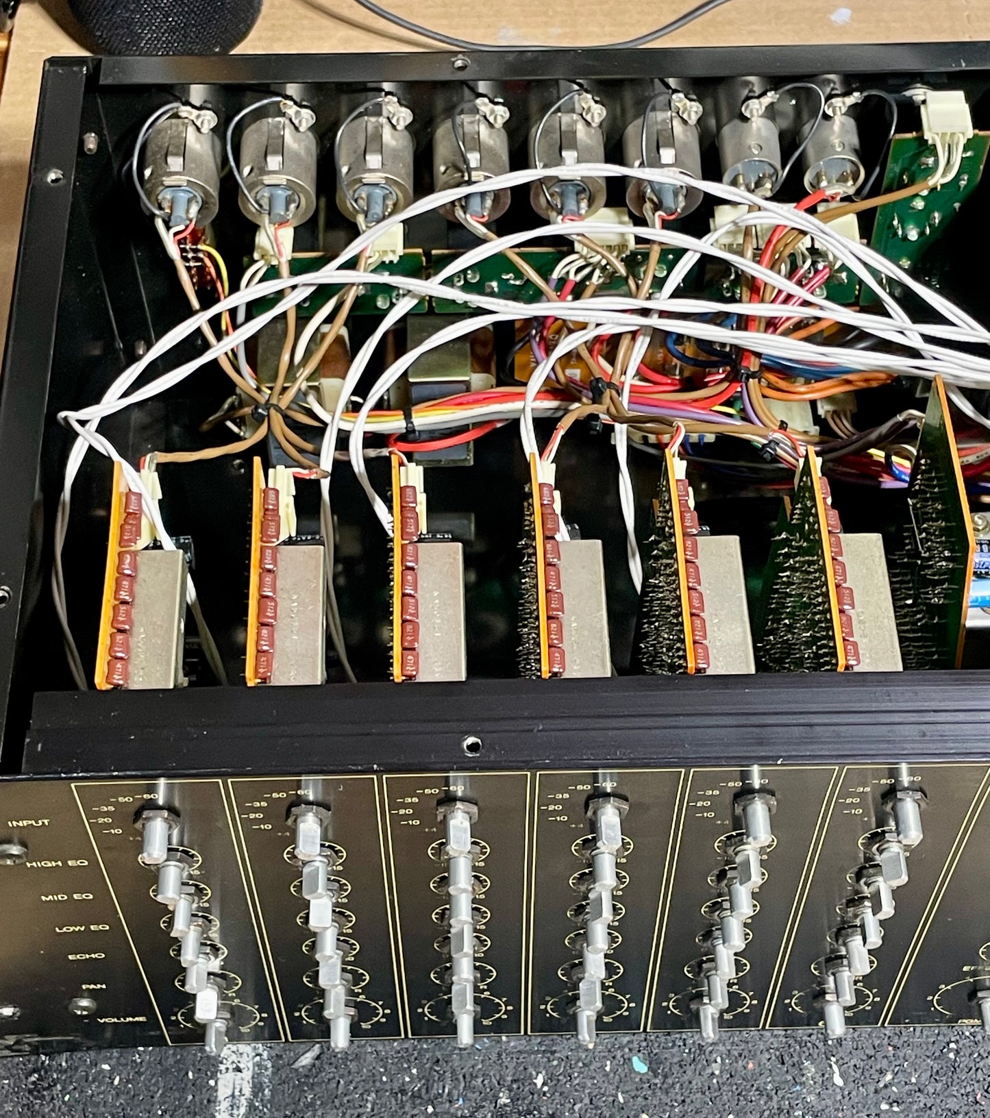 Yamaha M406 "JapaNeve" Direct Out Mod. Fully serviced + Recapped Headbangers