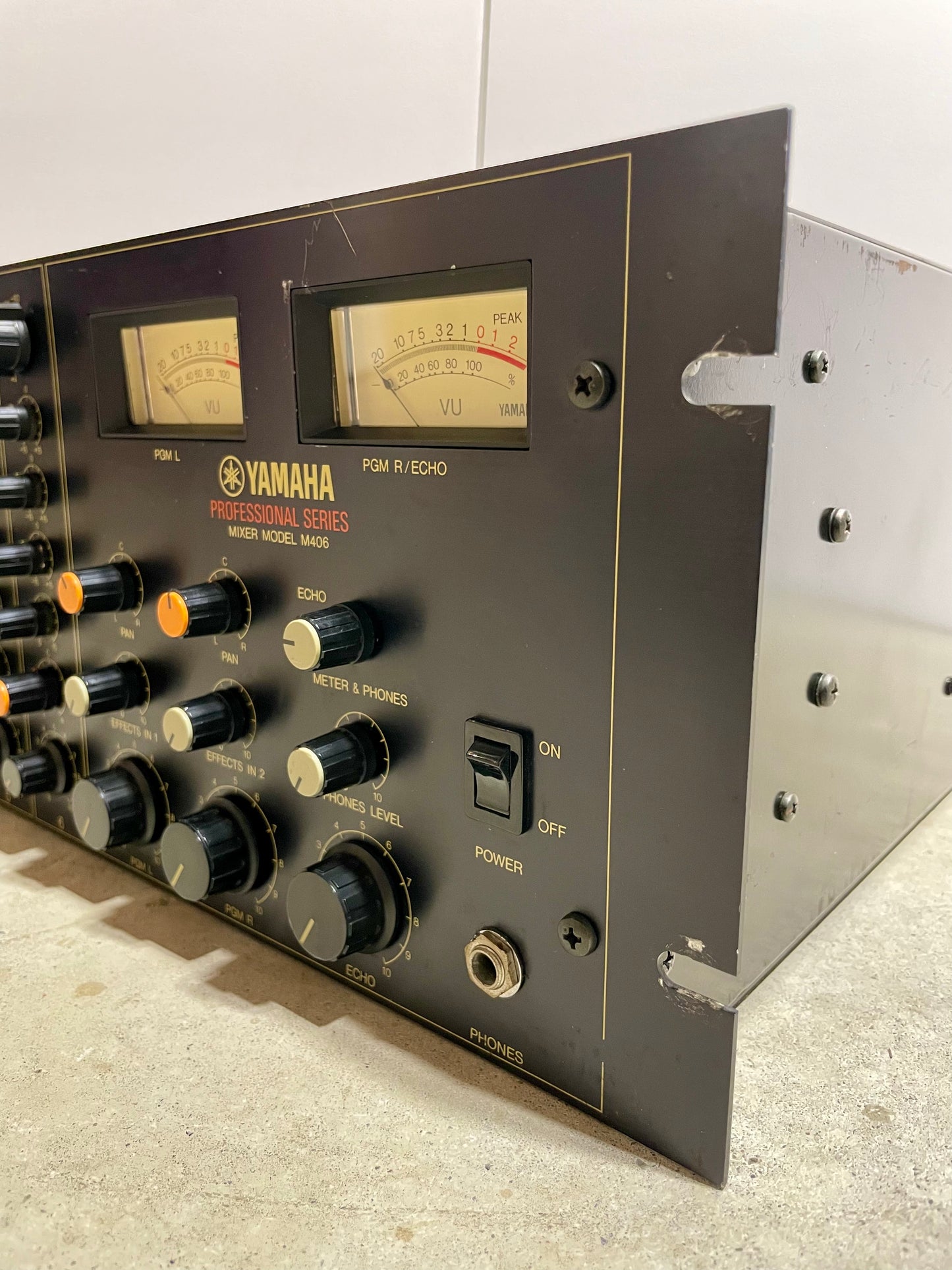 Yamaha M406 "JapaNeve" Direct Out Mod. Fully serviced + Recapped Headbangers