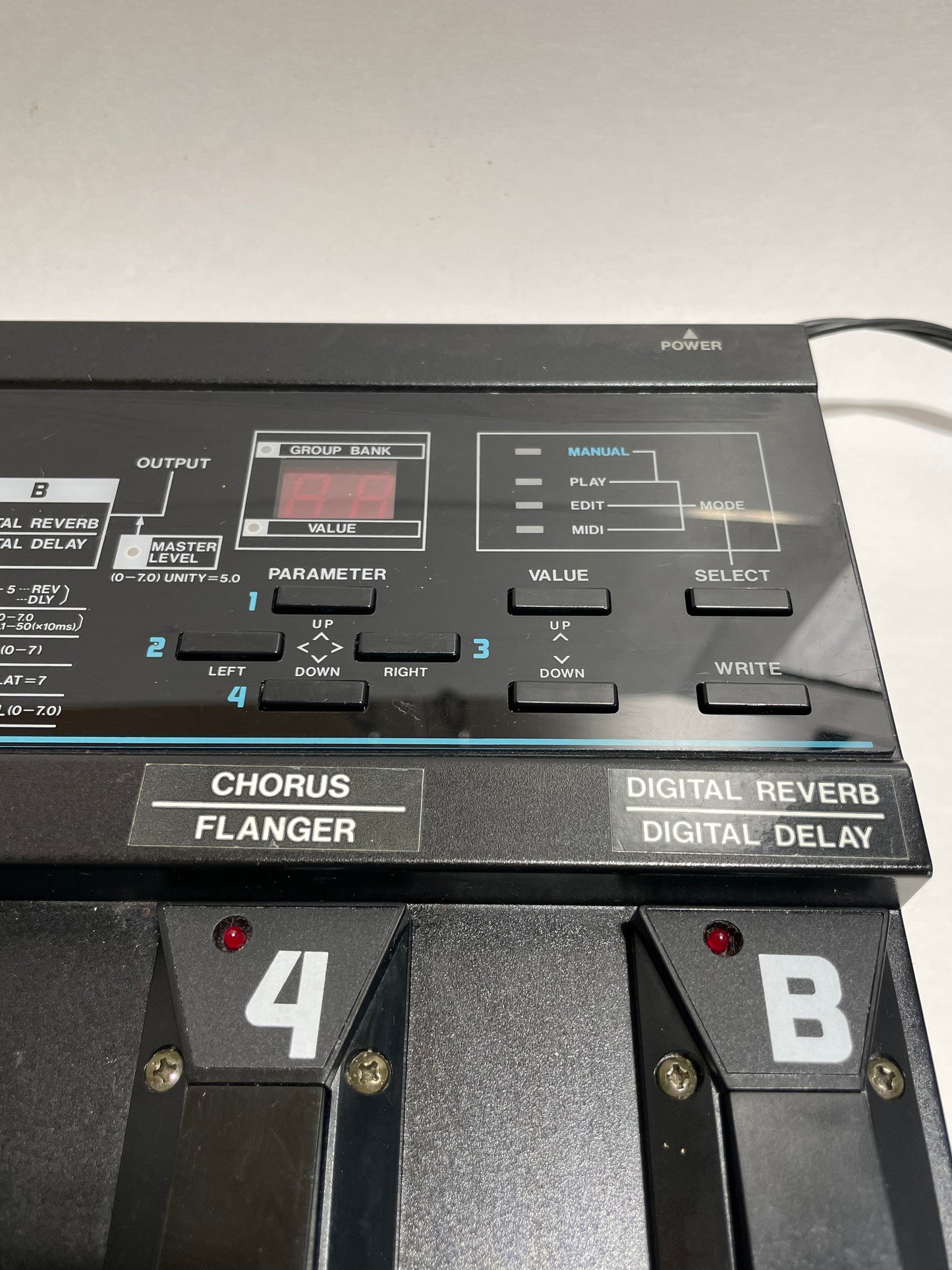 Boss ME-5 Guitar Multiple Effects 1988 - 1992