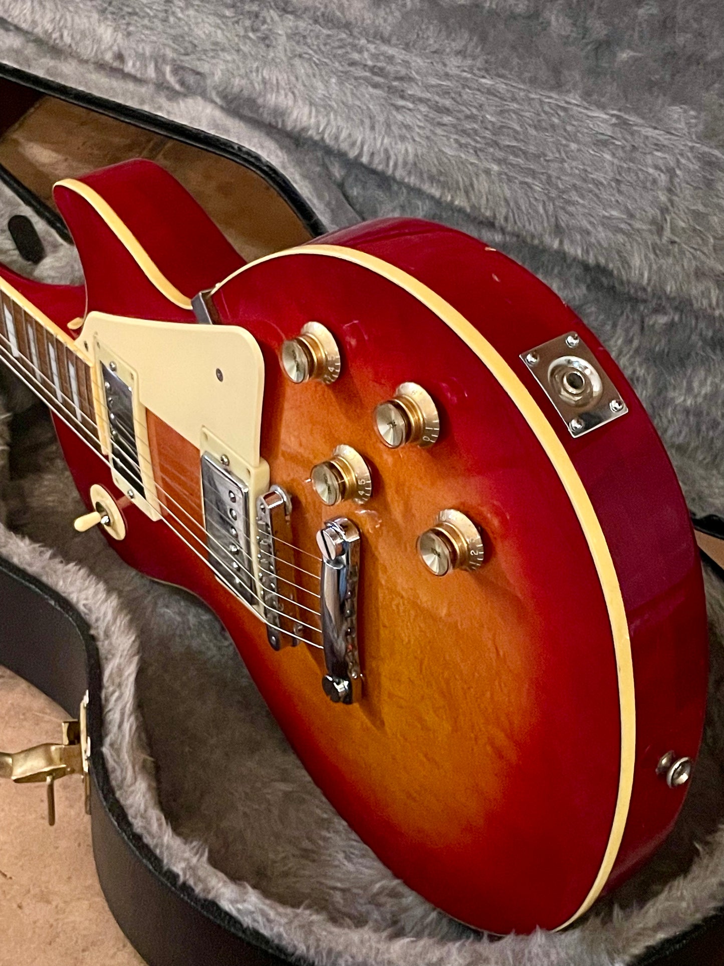 1976-1979 Yamaha Studio Lord SL380 with Case in Excellent condition