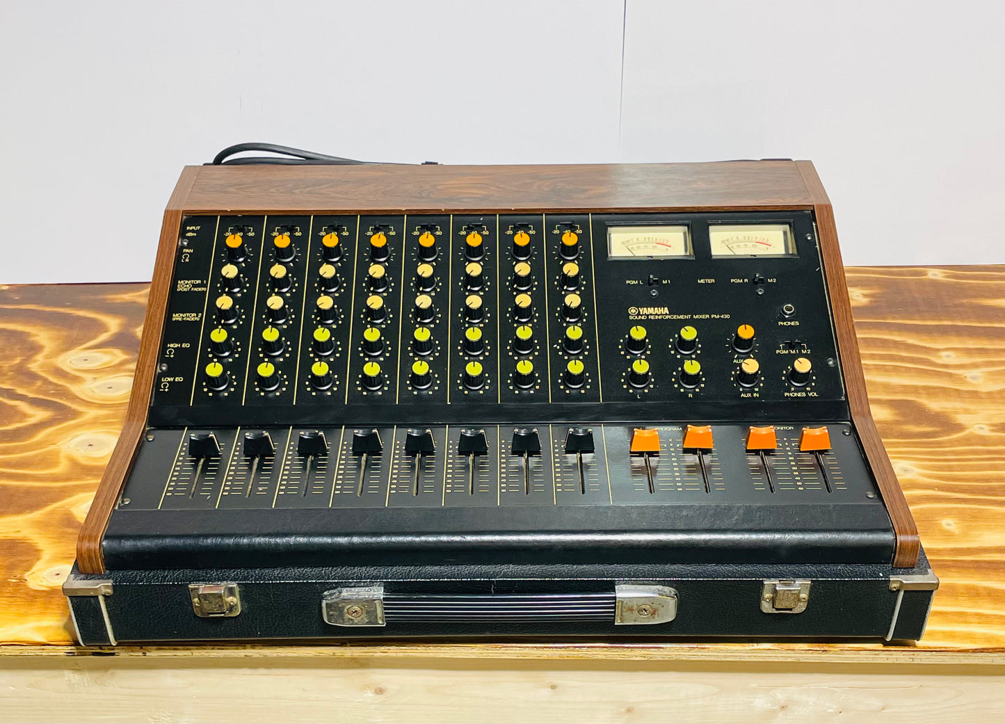 Yamaha PM-430 "Japa-Neve" fully recapped + Direct-Out Headbangers Mod! Tamura transformers 8-Channel Mixing Console 1970s