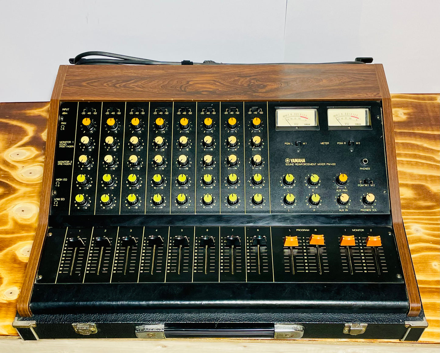 Yamaha PM-430 "Japa-Neve" fully recapped + Direct-Out Headbangers Mod! Tamura transformers 8-Channel Mixing Console 1970s