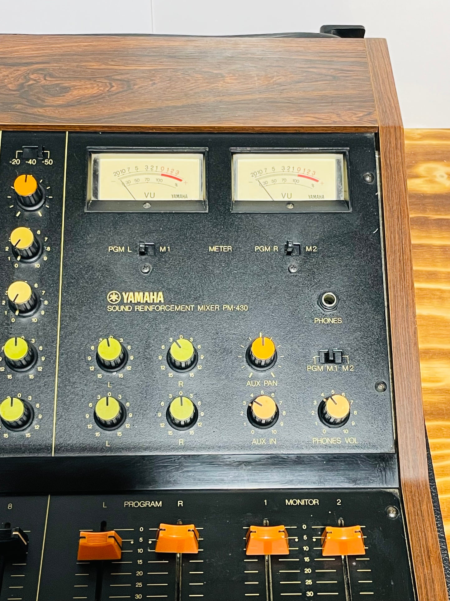 Yamaha PM-430 "Japa-Neve" fully recapped + Direct-Out Headbangers Mod! Tamura transformers 8-Channel Mixing Console 1970s