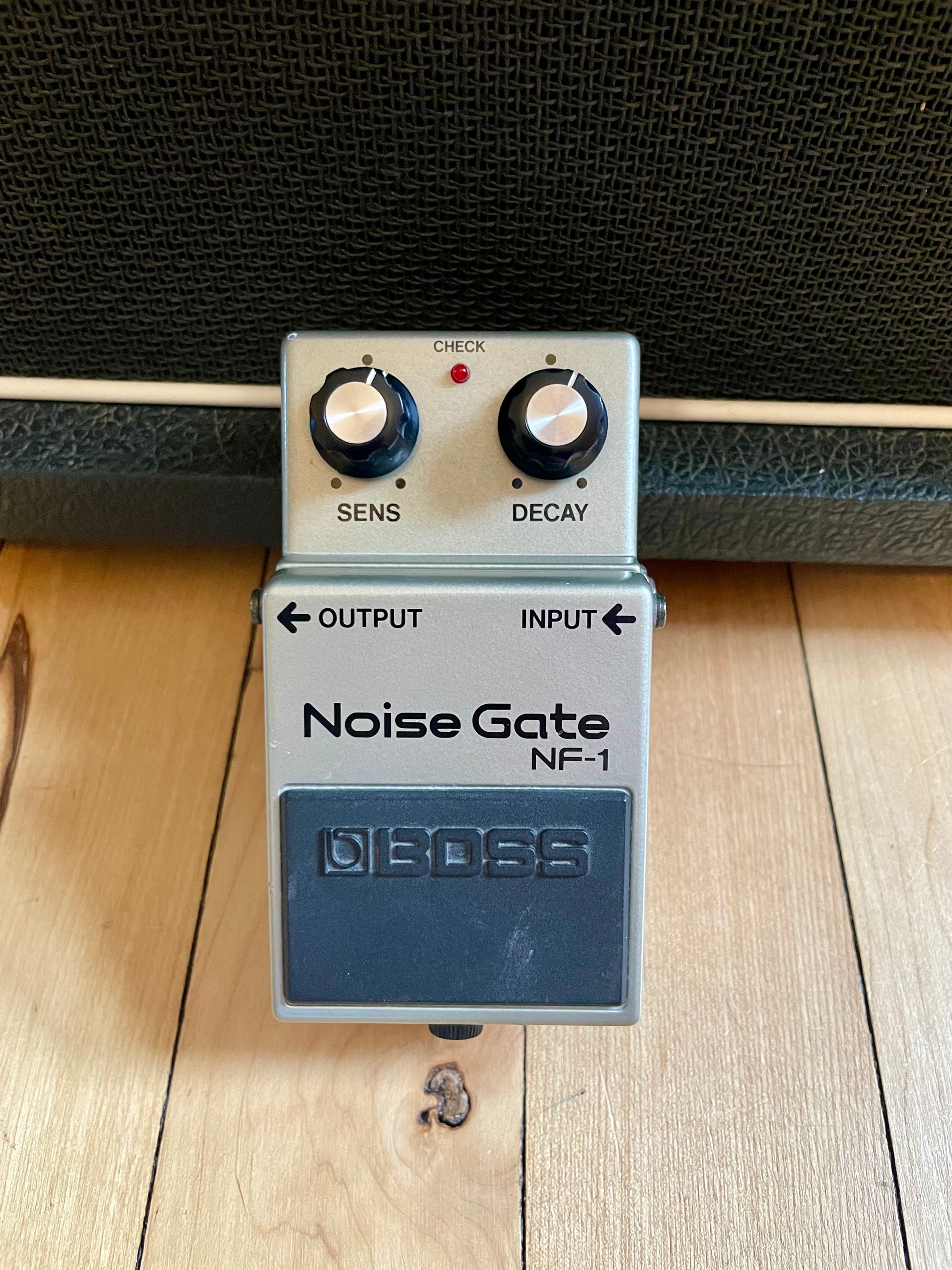 Boss NF-1 Noise Gate Japan (Black Label) 1979 - 1988 – Herscheid Boss NF-1 Noise Gate Japan (Black Label) 1979 - 1988 – Herscheid